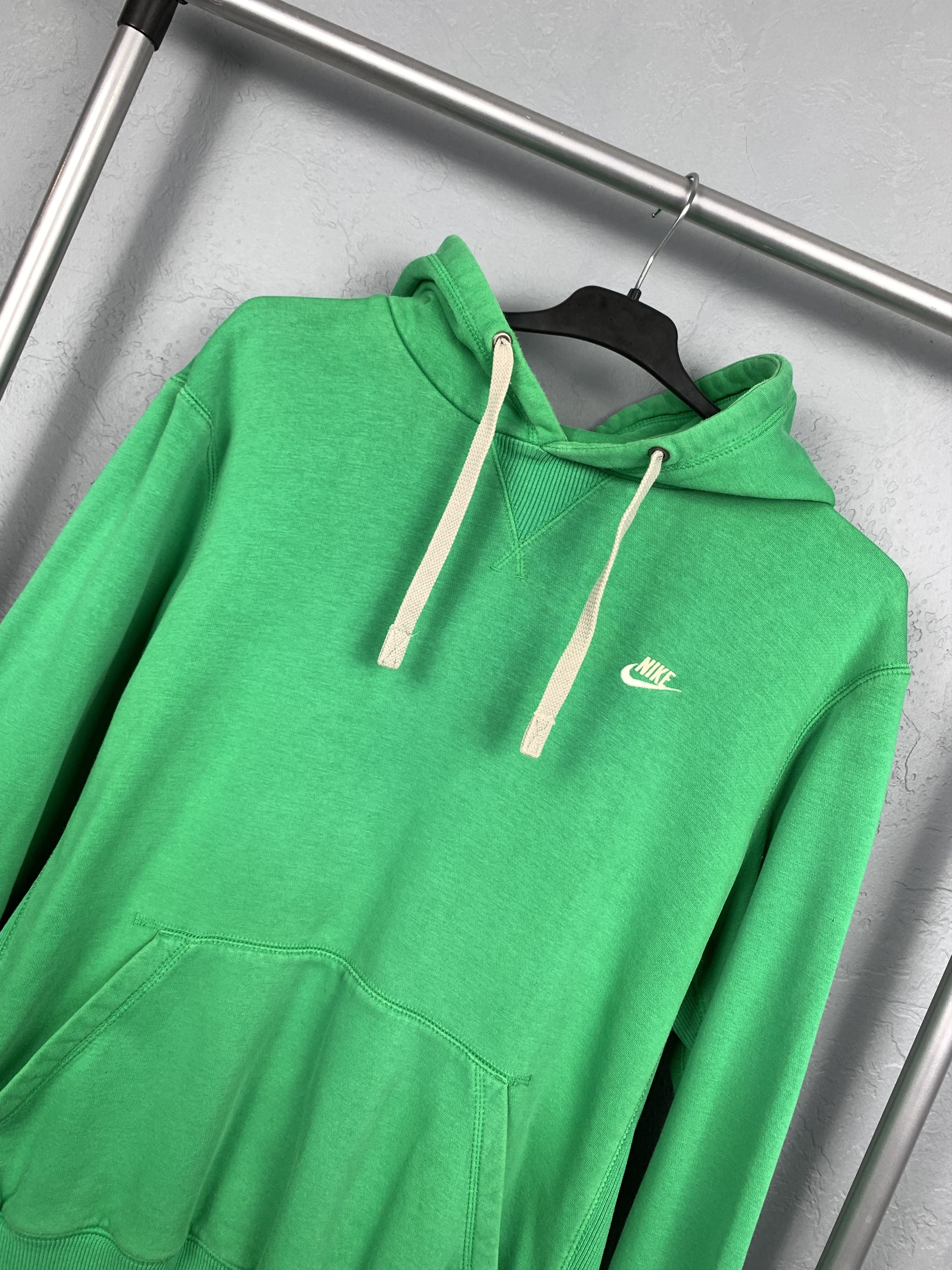 Nike × Vintage Nike Vintage Mens Hoodie Y2K Swoosh Size US L / EU 52-54 / 3 - 2 Thumbnail