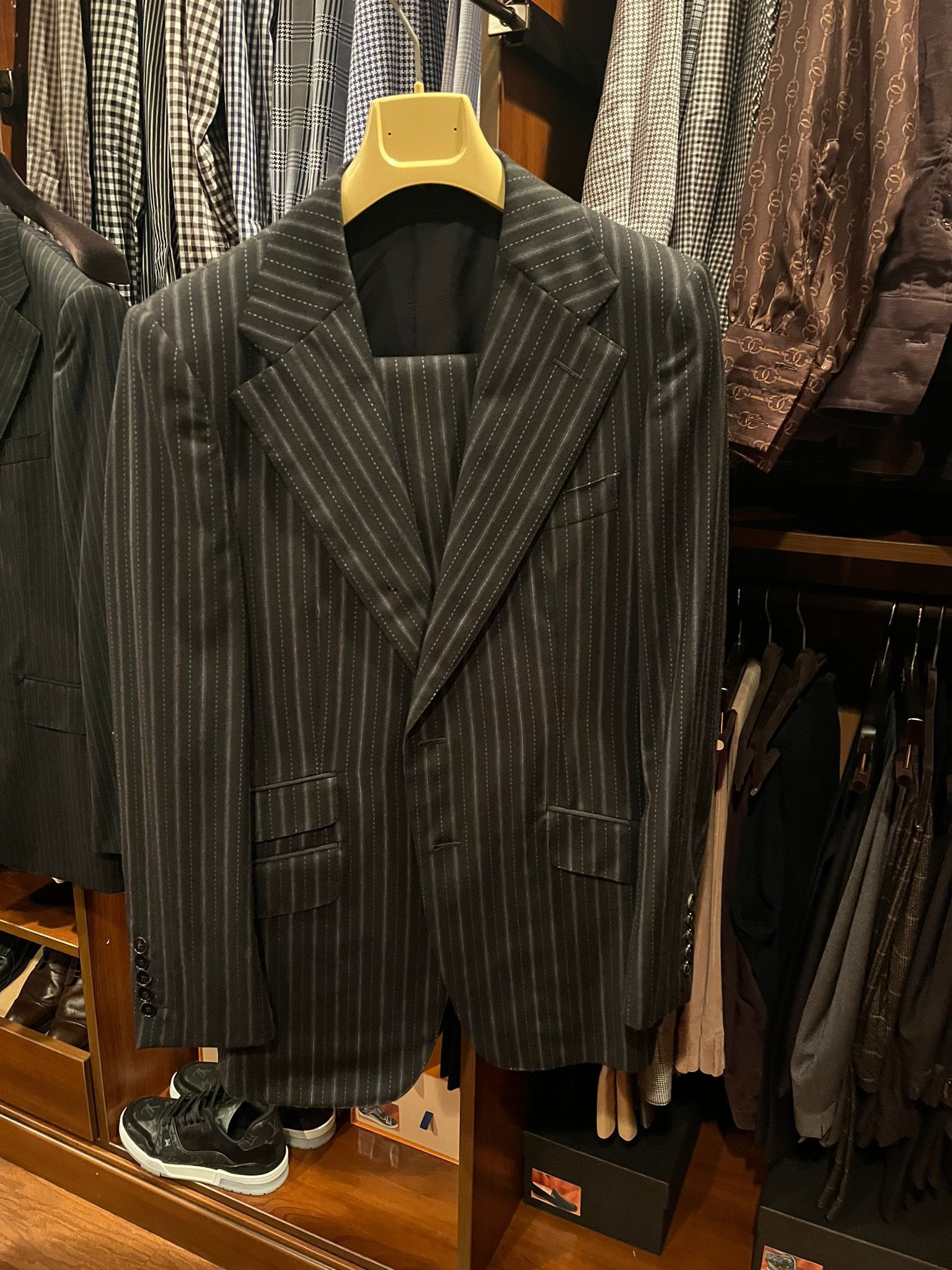 Gucci × Tom Ford Suits in Black Size US M / EU 48-50 / 2 - 2 Thumbnail