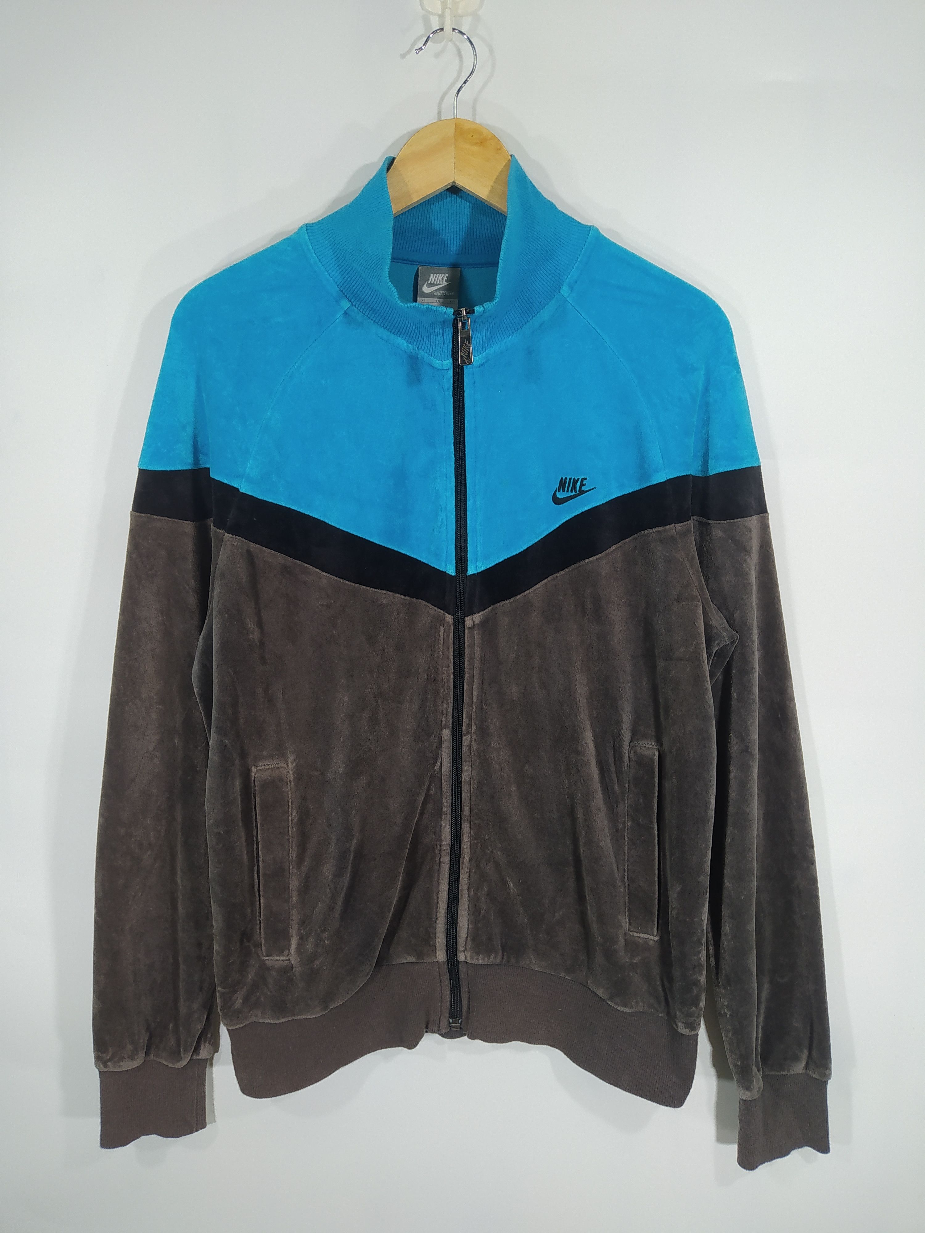 Nike × Vintage Vintage Nike Sportswear 3 Tone Valvet Zipper Size US M / EU 48-50 / 2 - 1 Thumbnail