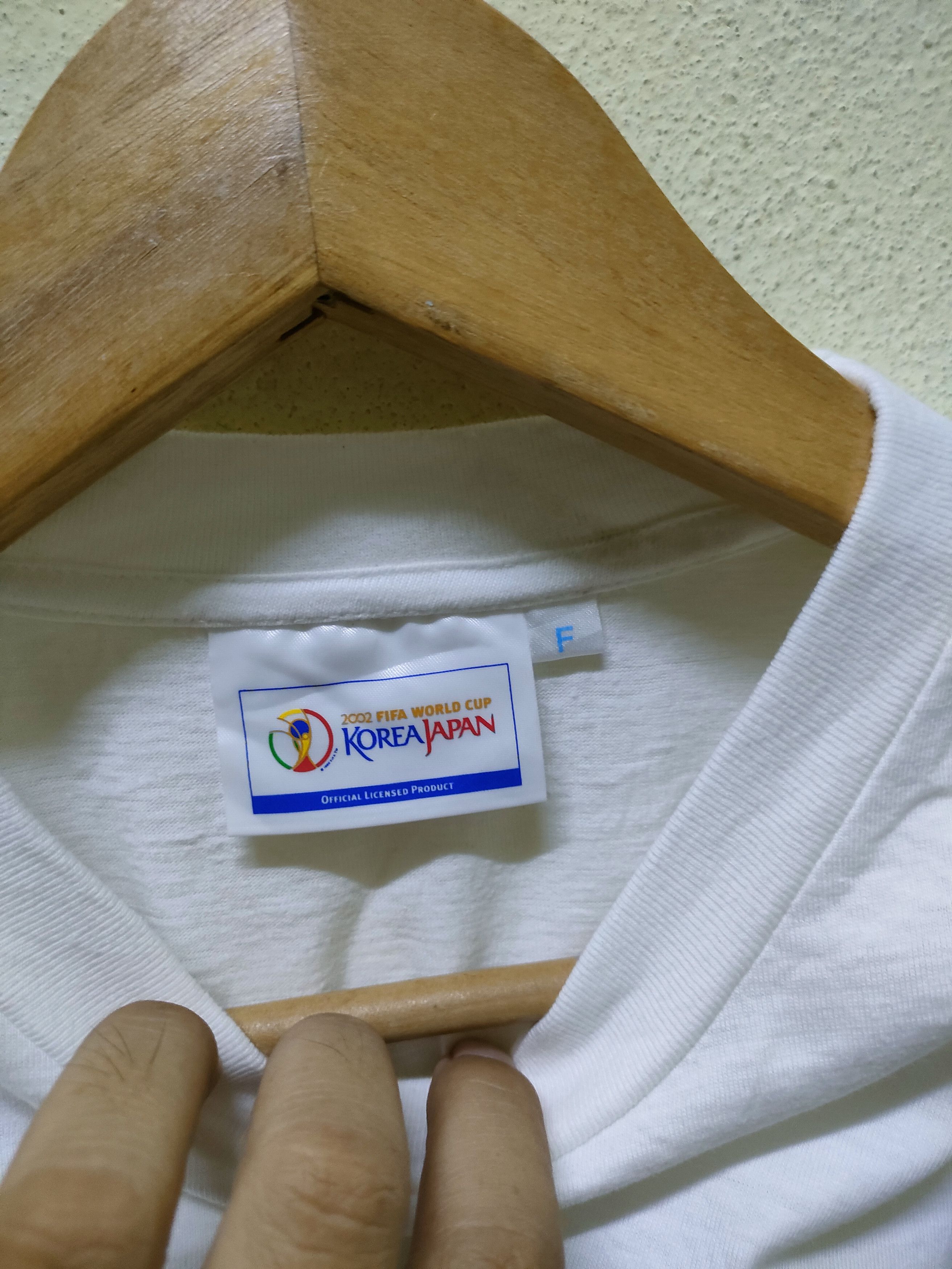 Vintage 🔥 Steals 🔥 Vintage World Cup Japan Vs Russia Size US M / EU 48-50 / 2 - 4 Thumbnail