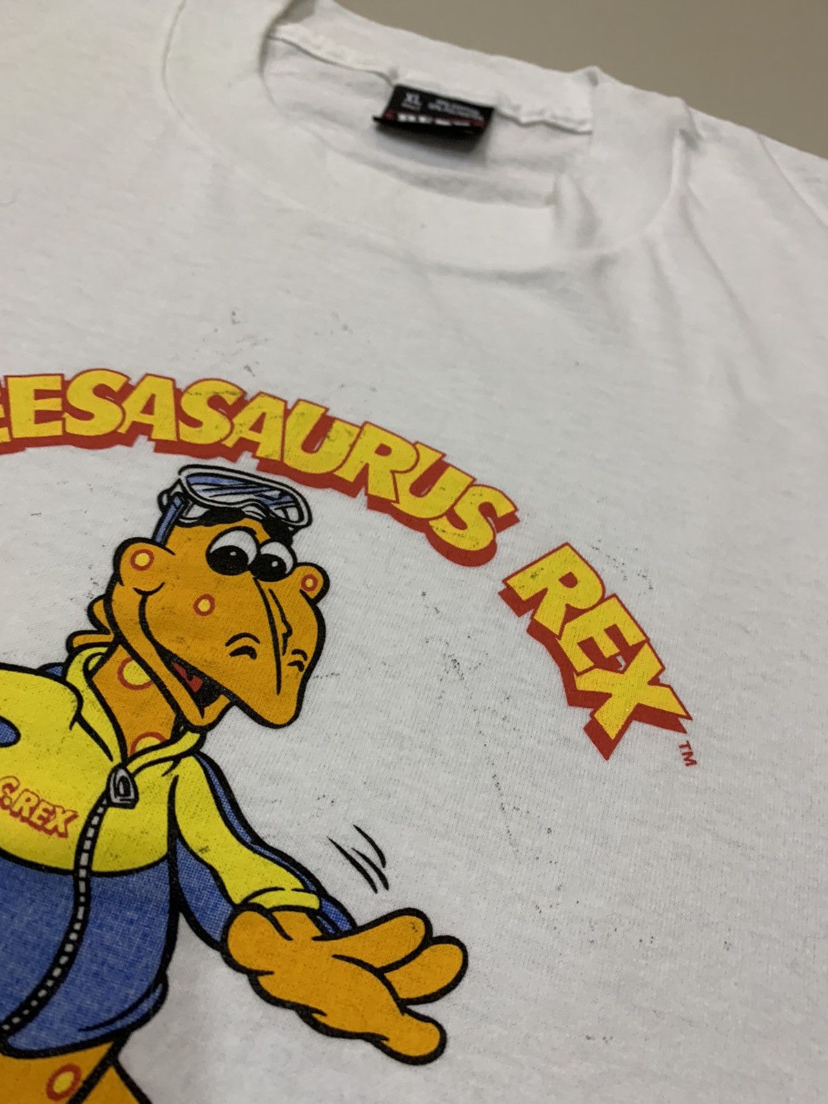 Vintage 1990s CHEESASAURUS KRAFT CHEESE SINGLE STITCHES SHIRT Size US XL / EU 56 / 4 - 8 Thumbnail