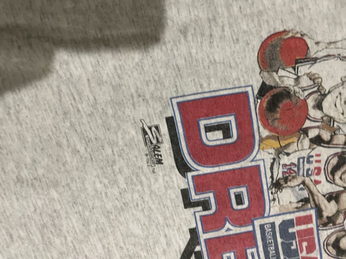 NBA Vintage 1993 USA Basketball Dream Team Cartoon Tee Size US L / EU 52-54 / 3 - 7 Thumbnail