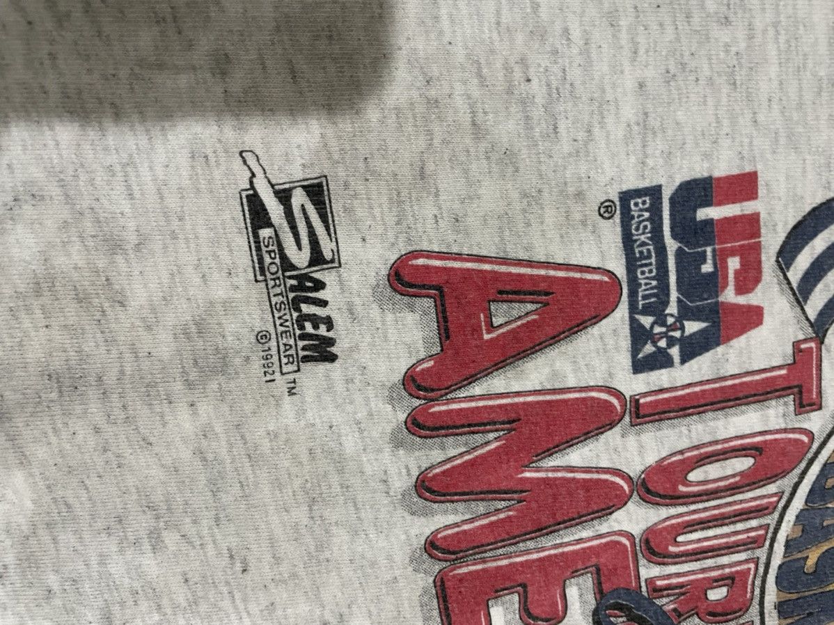 NBA Vintage 1993 USA Basketball Dream Team Cartoon Tee Size US L / EU 52-54 / 3 - 11 Thumbnail