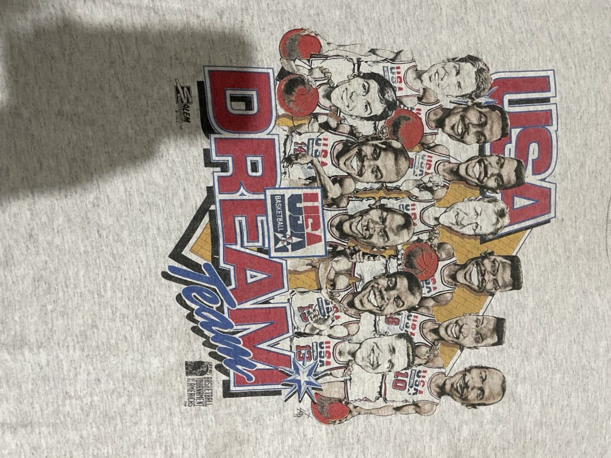 NBA Vintage 1993 USA Basketball Dream Team Cartoon Tee Size US L / EU 52-54 / 3 - 9 Thumbnail