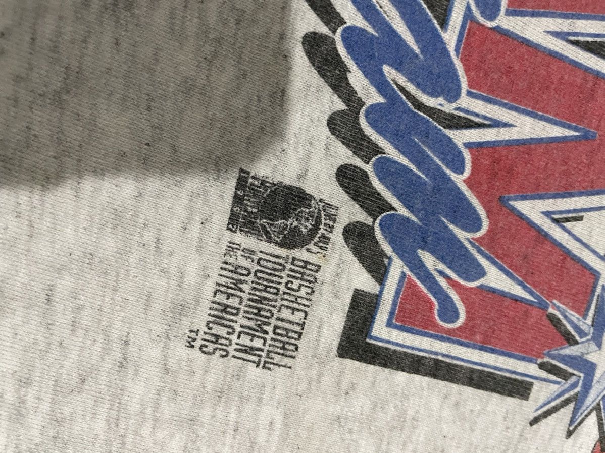 NBA Vintage 1993 USA Basketball Dream Team Cartoon Tee Size US L / EU 52-54 / 3 - 8 Thumbnail