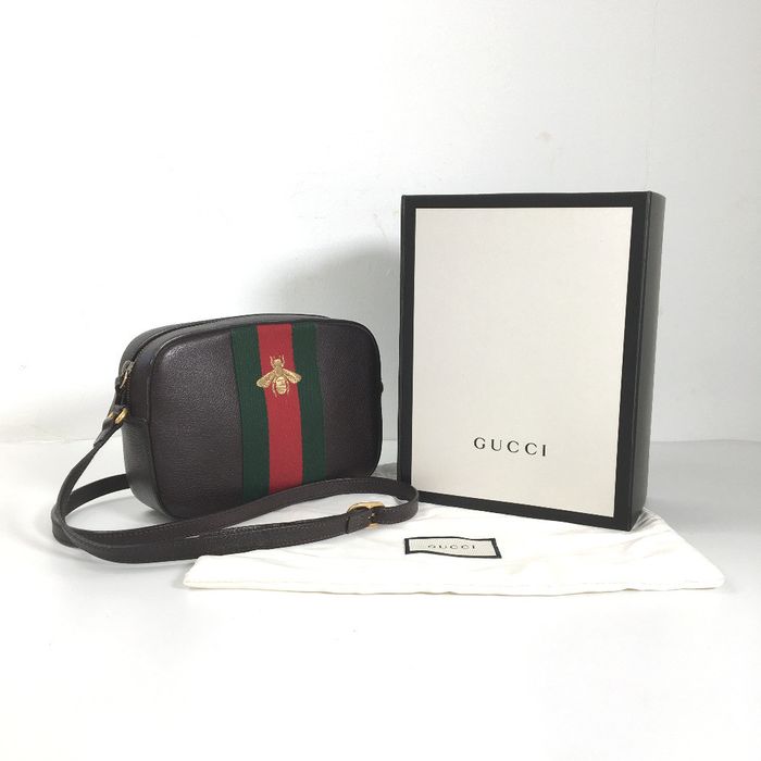 Gucci Webby Bee Shoulder Bag - For Sale on 1stDibs  gucci webby bee  crossbody bag, gucci webby crossbody, gucci bee bag crossbody