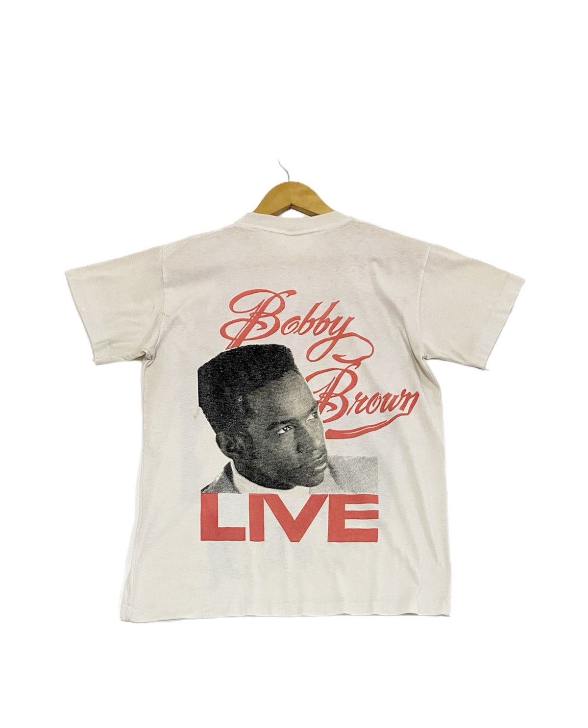 Band Tees vintage 90s BOBBY BROWN live rare design rap t-shirts Size US M / EU 48-50 / 2 - 2 Thumbnail