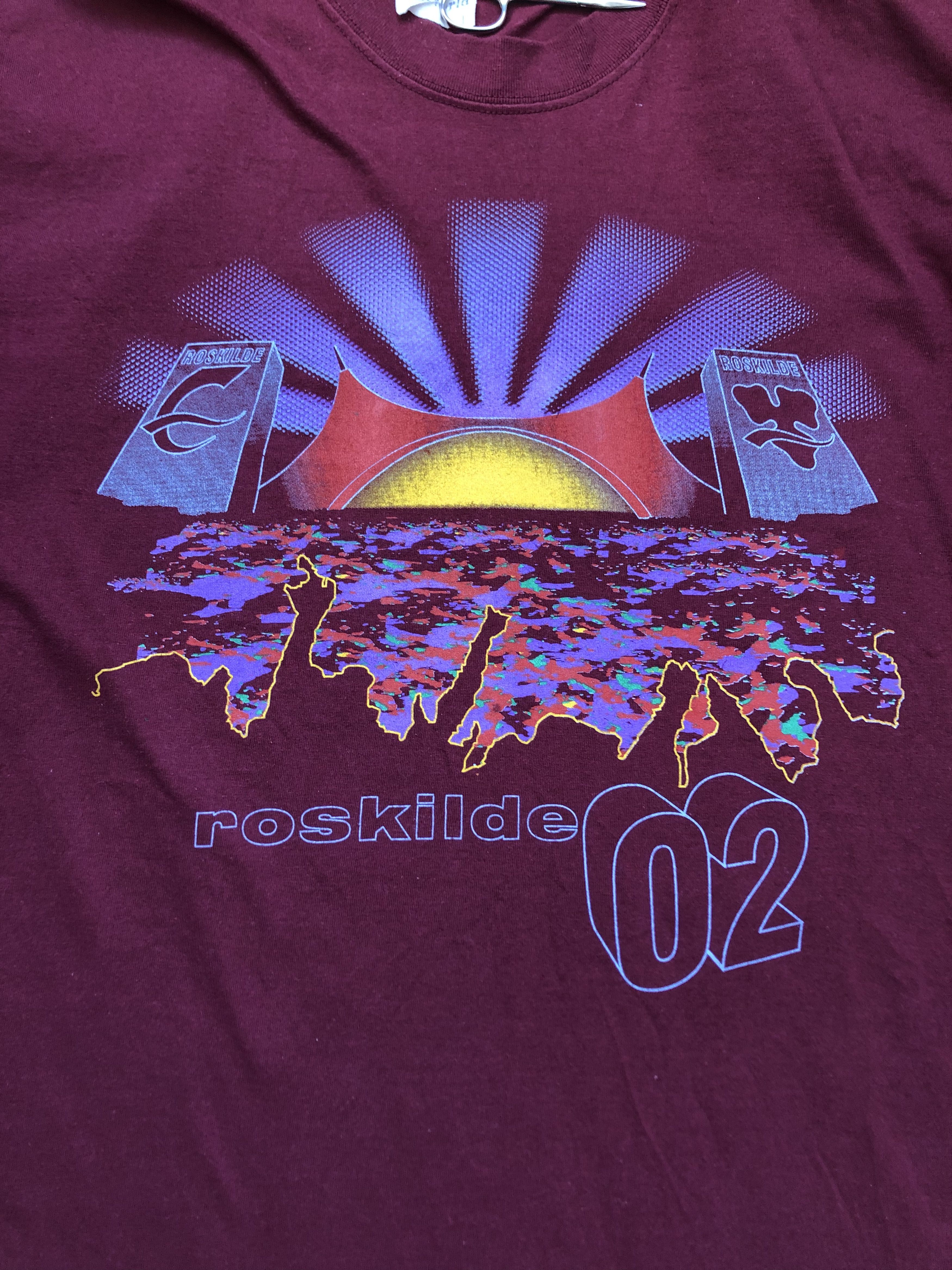 Vintage Vintage Roskilde Tour Festival Rock Tee Shirt Y2K Hype Drill Size US L / EU 52-54 / 3 - 3 Thumbnail