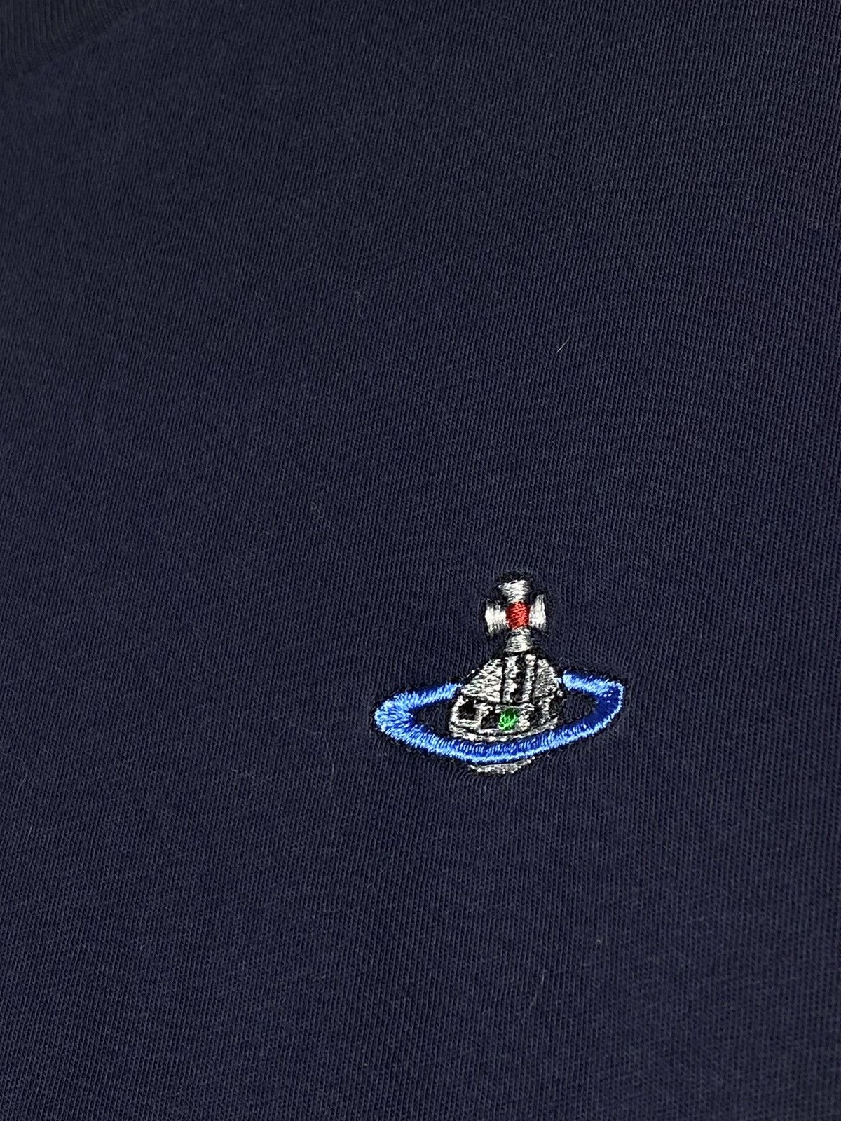 Vivienne Westwood Vivienne Westwood small logo navy t-shirt Size US S / EU 44-46 / 1 - 5 Thumbnail