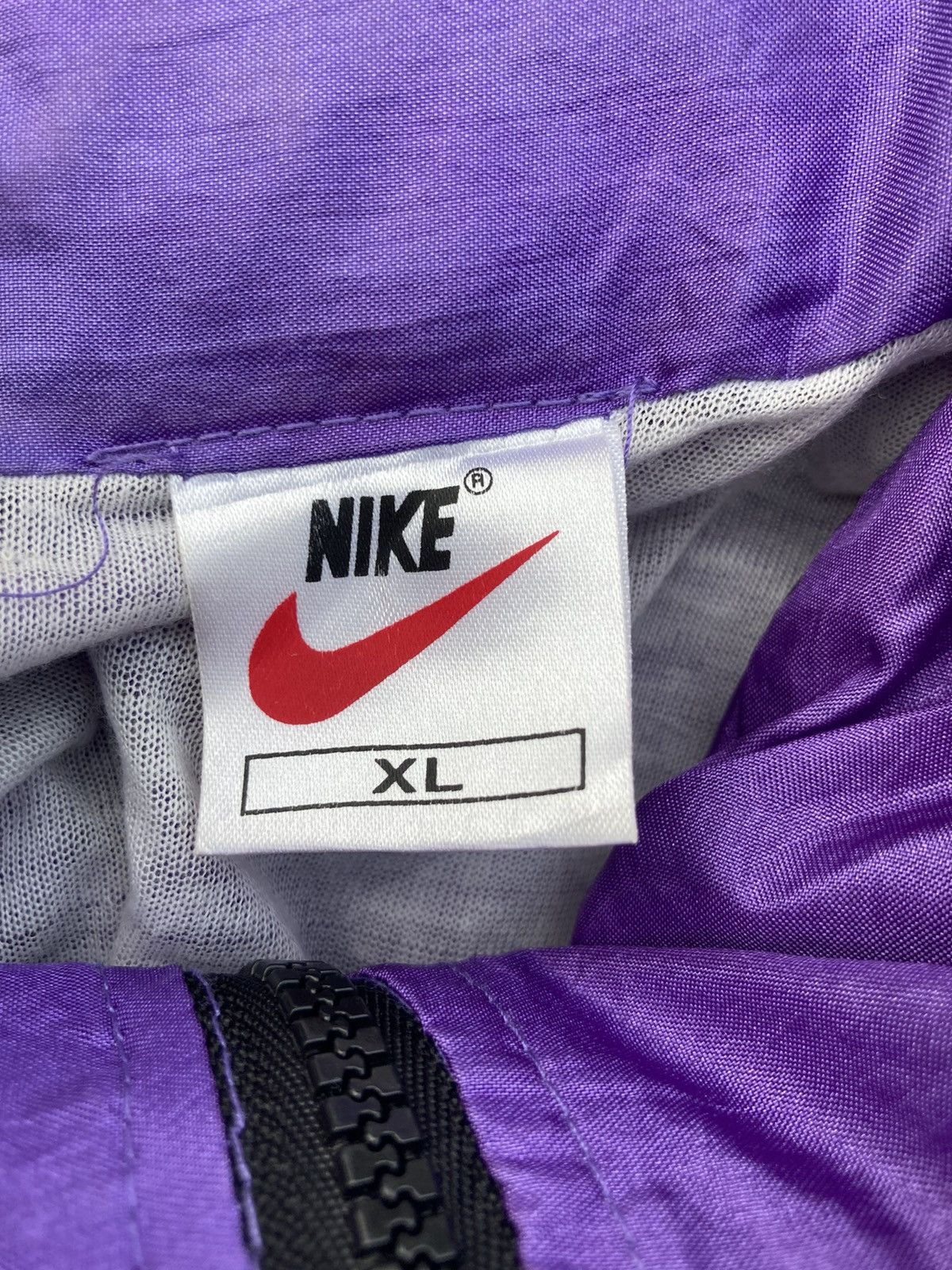 Nike VINTAGE NIKE WINDBREAKER Size US XL / EU 56 / 4 - 7 Thumbnail