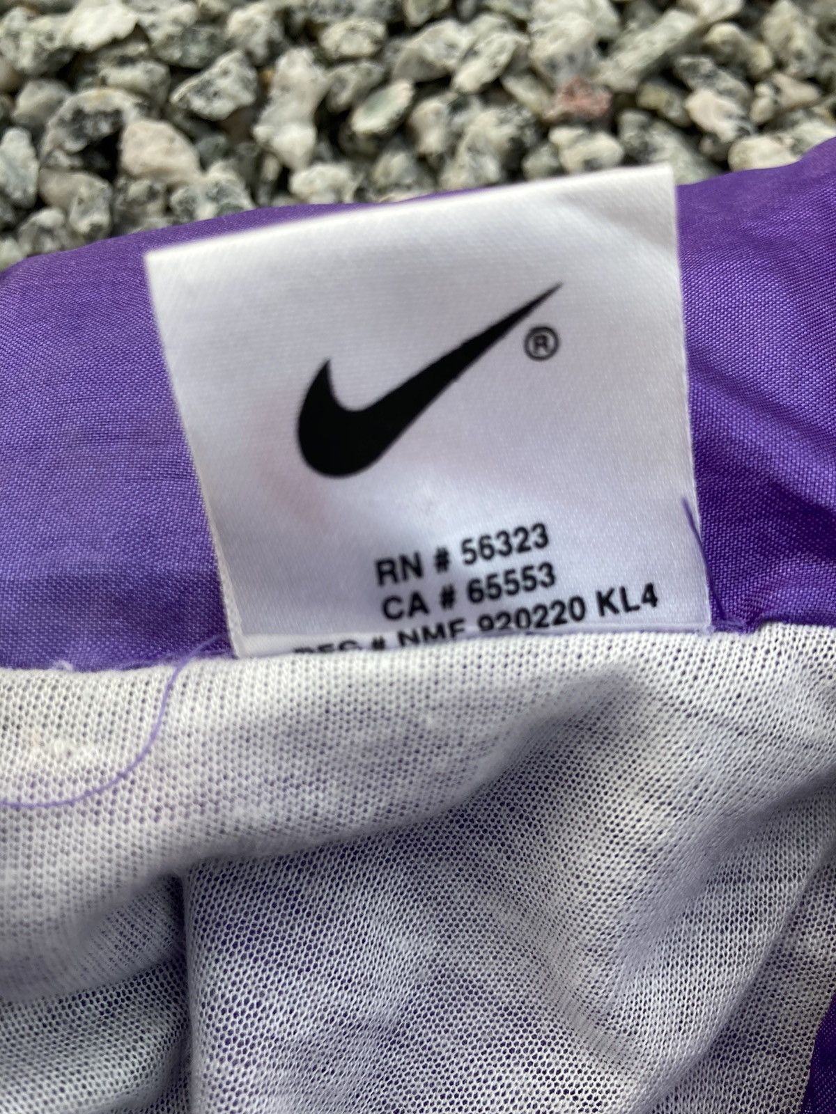 Nike VINTAGE NIKE WINDBREAKER Size US XL / EU 56 / 4 - 8 Thumbnail