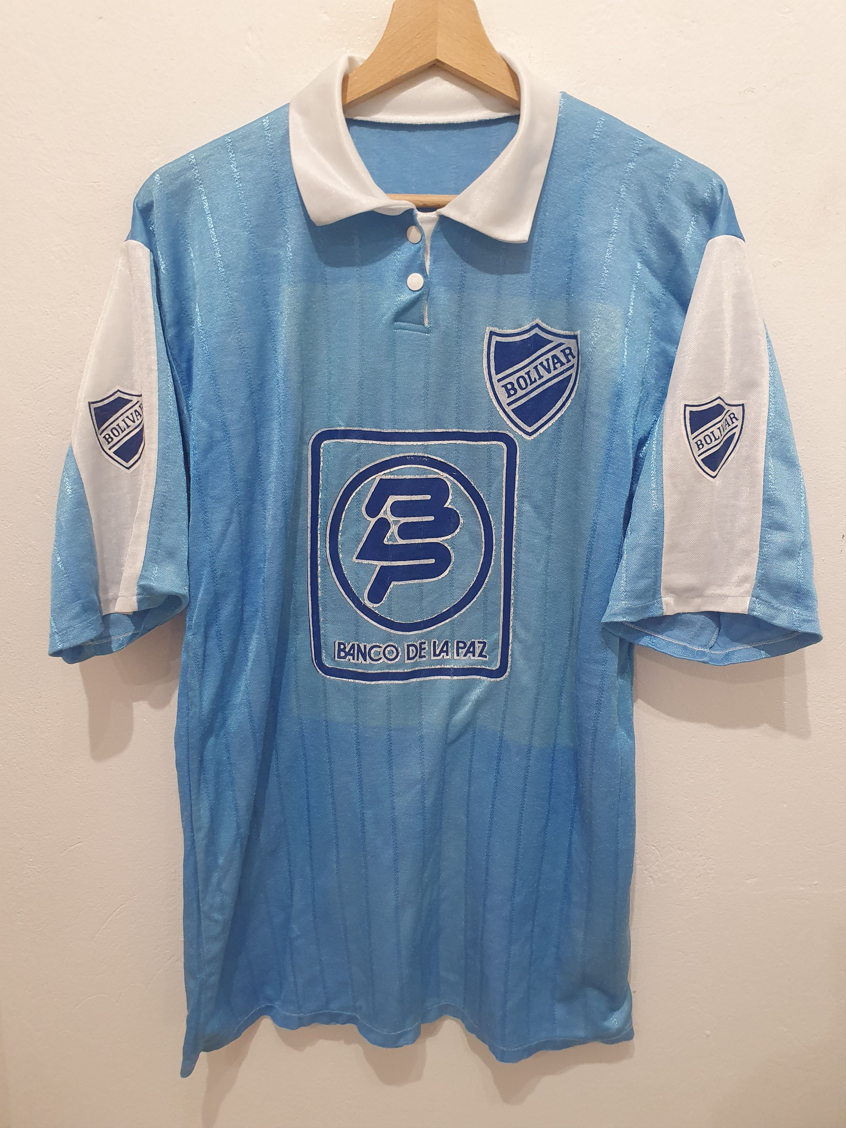 CLUB BOLIVAR FC 1993 SIZE M FOOTBALL SHIRT SOCCER JERSEY