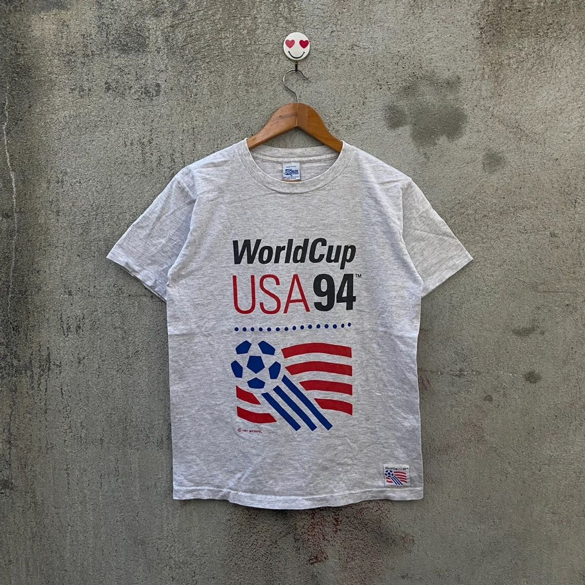 image of Fifa World Cup x Vintage 90's World Cup Usa 94 Tshirt in Silver, Men's (Size Medium)