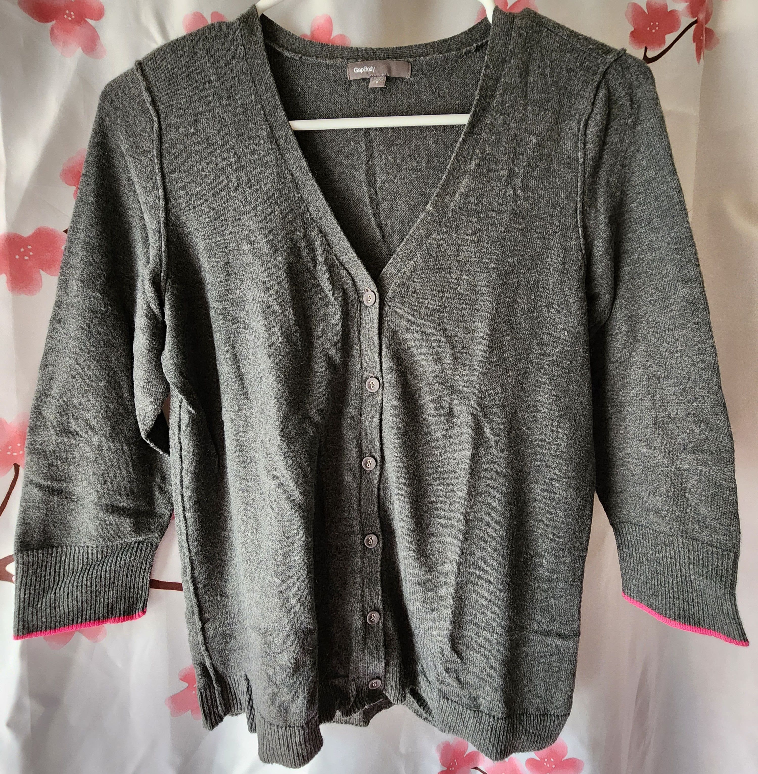 Gap Women's GAP Body 3/4 Sleeve Gray Cardigan Size Small Size S / US 4 / IT 40 - 1 Thumbnail