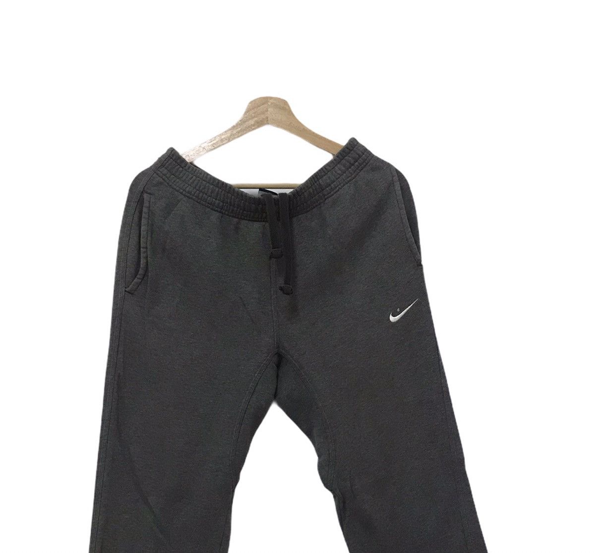 Nike Nike Swoosh Sweatpants Joggerpants Size US 32 / EU 48 - 2 Thumbnail