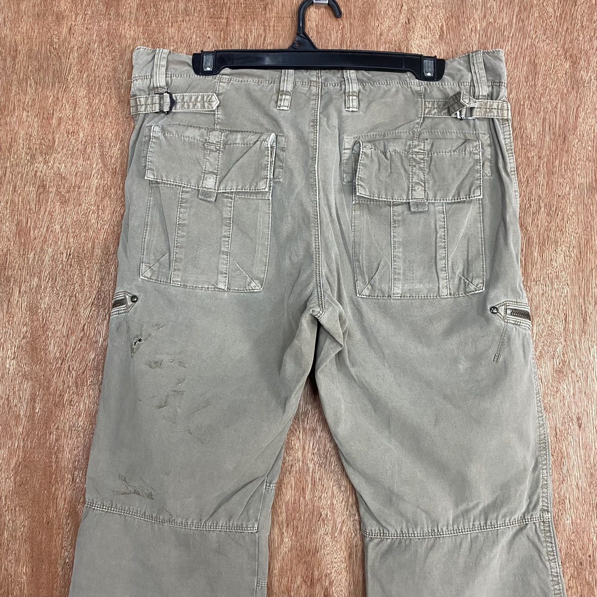 Japanese Brand D Uniqlo Brown faded Multipocket Cargo Pants #1950 Size US 33 - 9 Thumbnail