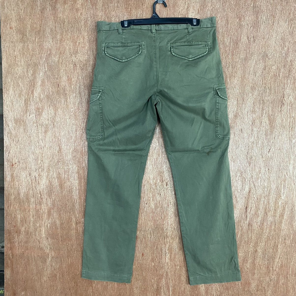 Japanese Brand × Uniqlo Uniqlo Green Multipocket Cargo Pants #c810 Size US 35 - 7 Thumbnail