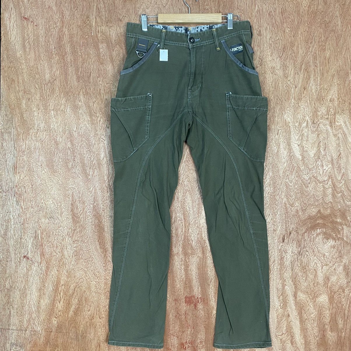 Edwin D Edwin Green utility twist Multipocket Cargo Pants #1946 Size US 30 / EU 46 - 1 Thumbnail