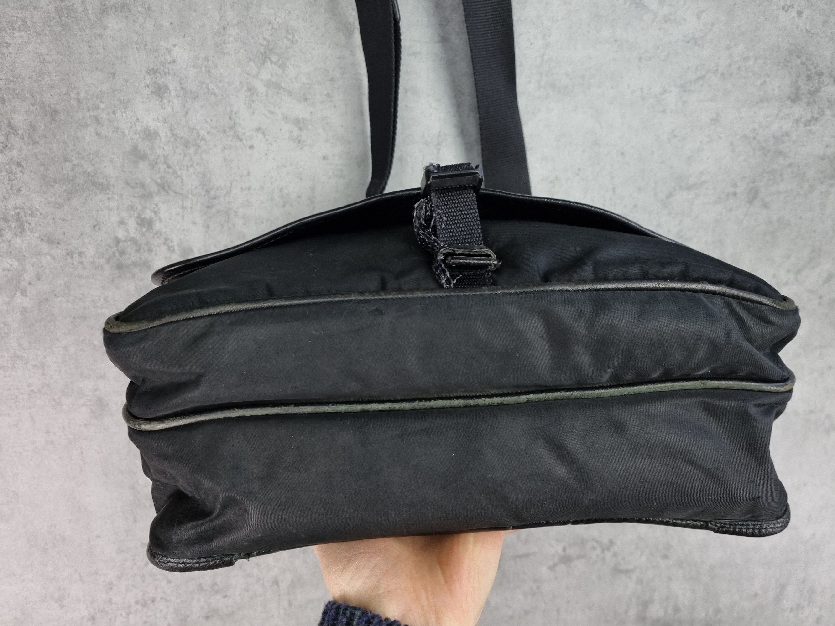 Prada × Vintage Prada Worker Messenger Shoulder Bag Size ONE SIZE - 5 Thumbnail