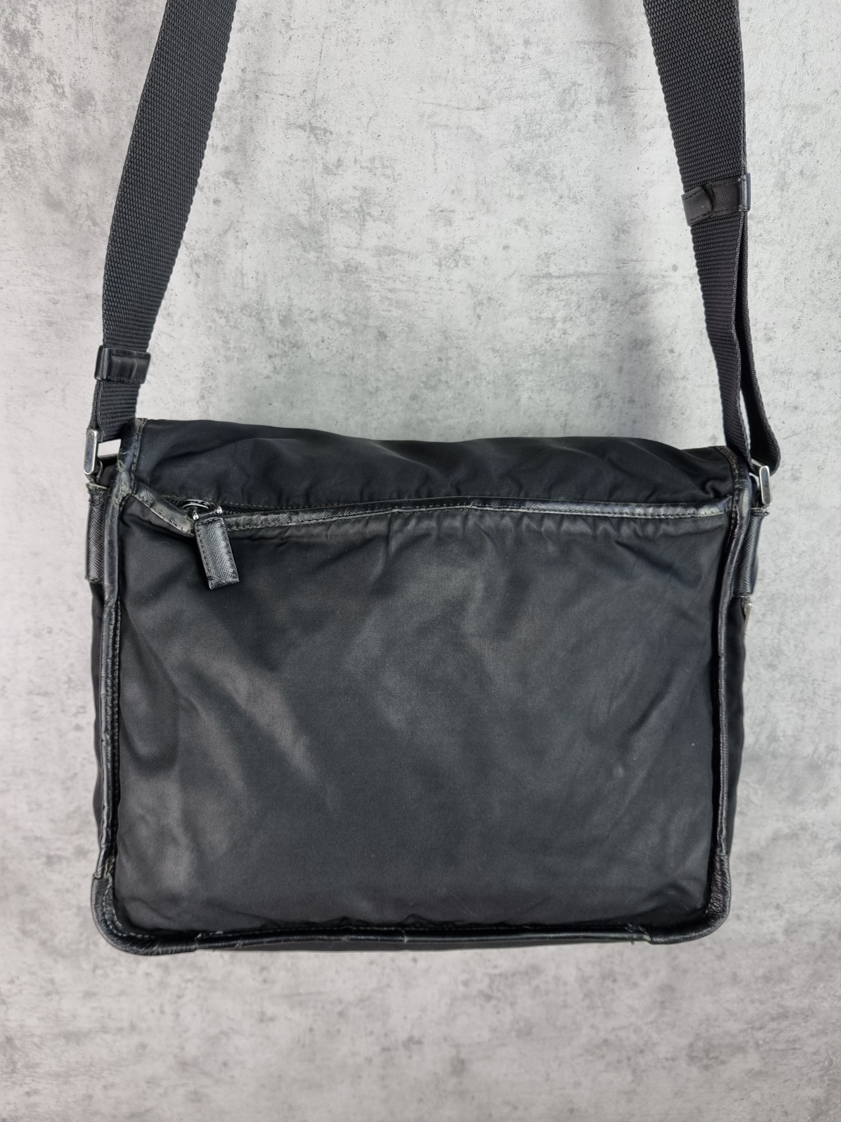 Prada × Vintage Prada Worker Messenger Shoulder Bag Size ONE SIZE - 2 Thumbnail