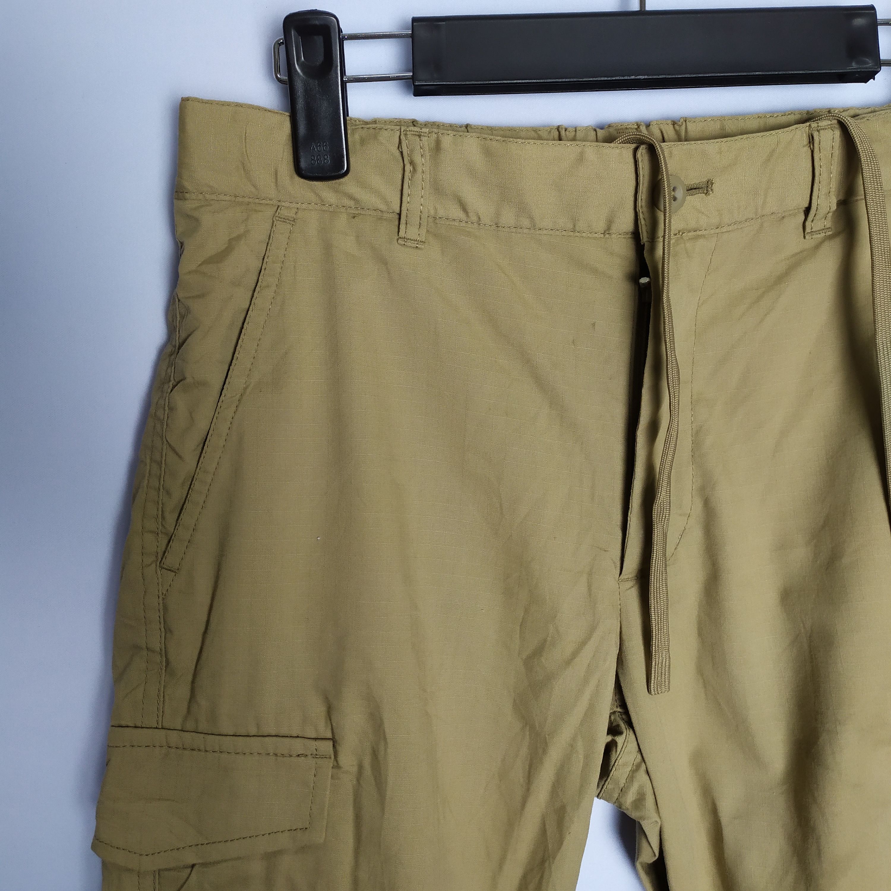 Japanese Brand JAPANESE BRAND CARGO PANTS DRAWSTRING WAIST Size US 26 / EU 42 - 2 Thumbnail