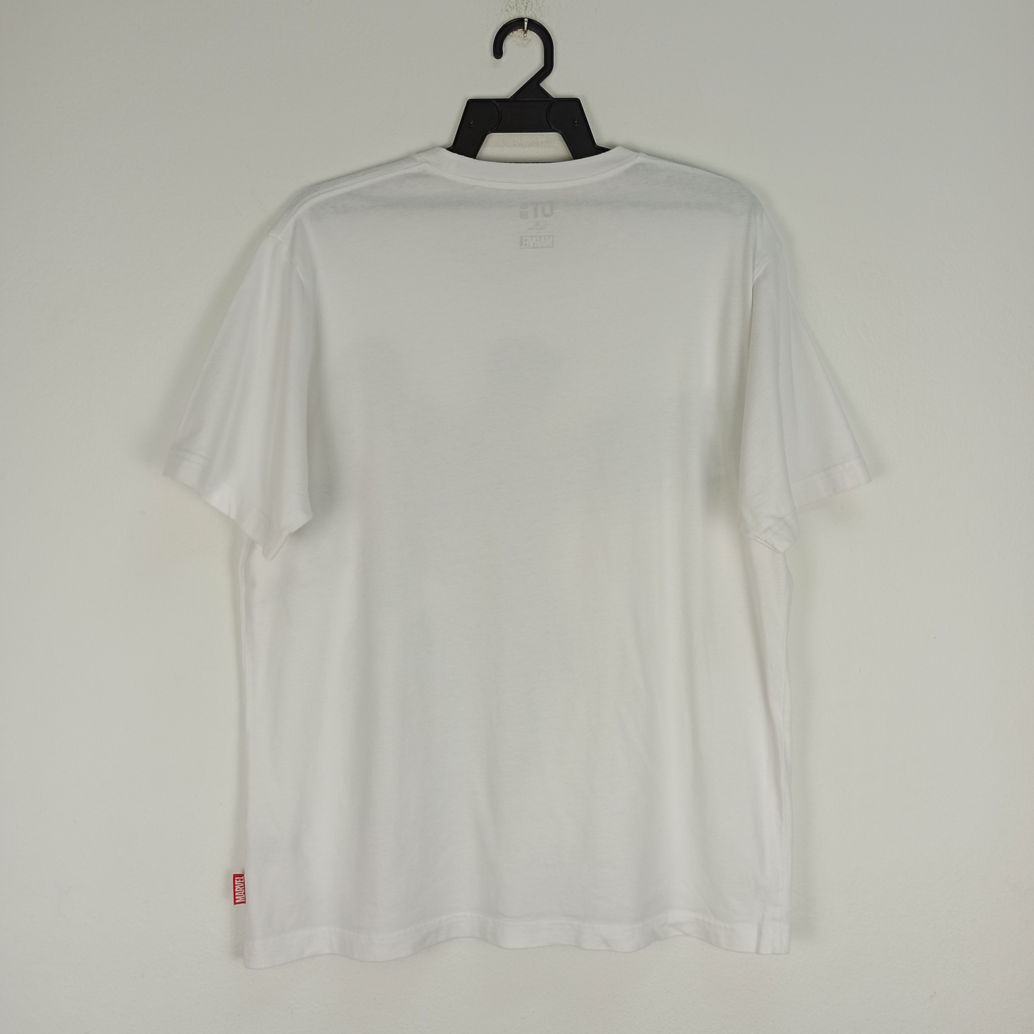 Marvel Comics STEALS🔥 Marvel Captain America Choose a Side By Uniqlo Tee Size US XL / EU 56 / 4 - 4 Thumbnail
