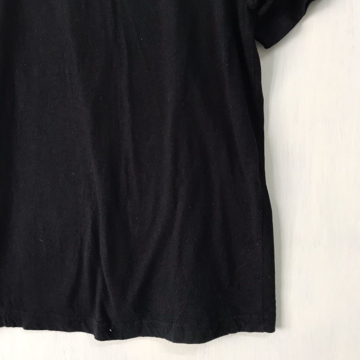 Nintendo × Uniqlo The global tshirt design competition nintendo tshirt Size US M / EU 48-50 / 2 - 12 Thumbnail