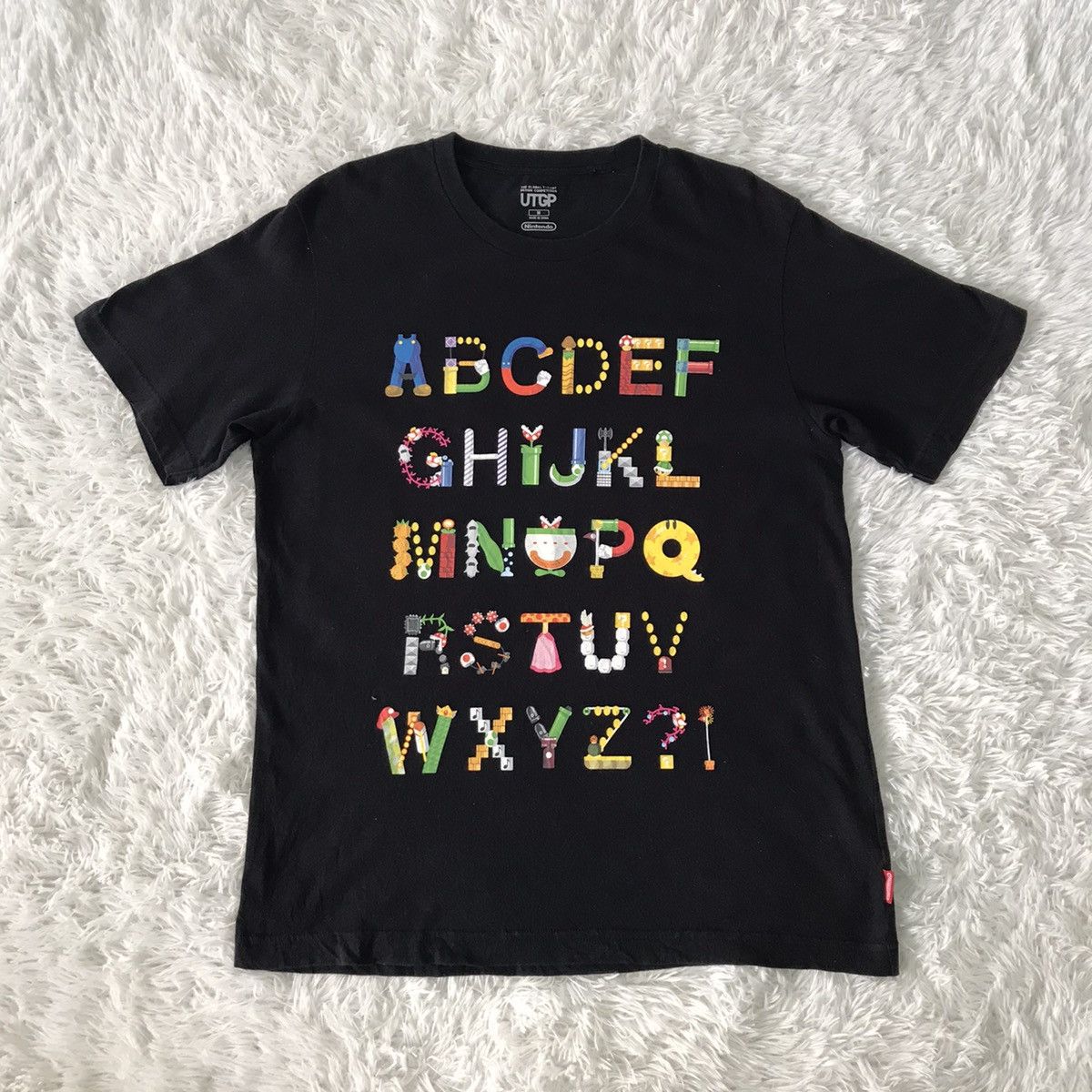 Nintendo × Uniqlo The global tshirt design competition nintendo tshirt Size US M / EU 48-50 / 2 - 19 Thumbnail