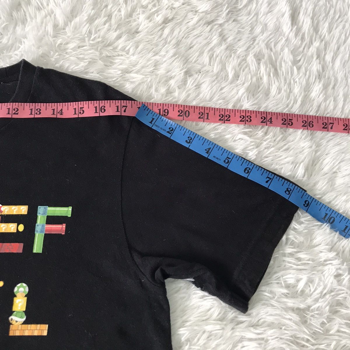 Nintendo × Uniqlo The global tshirt design competition nintendo tshirt Size US M / EU 48-50 / 2 - 18 Thumbnail