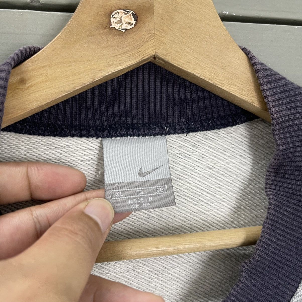 Nike Vintage Nike Small Logo Varsity Nike Sweater Size XL Size US XL / EU 56 / 4 - 8 Thumbnail