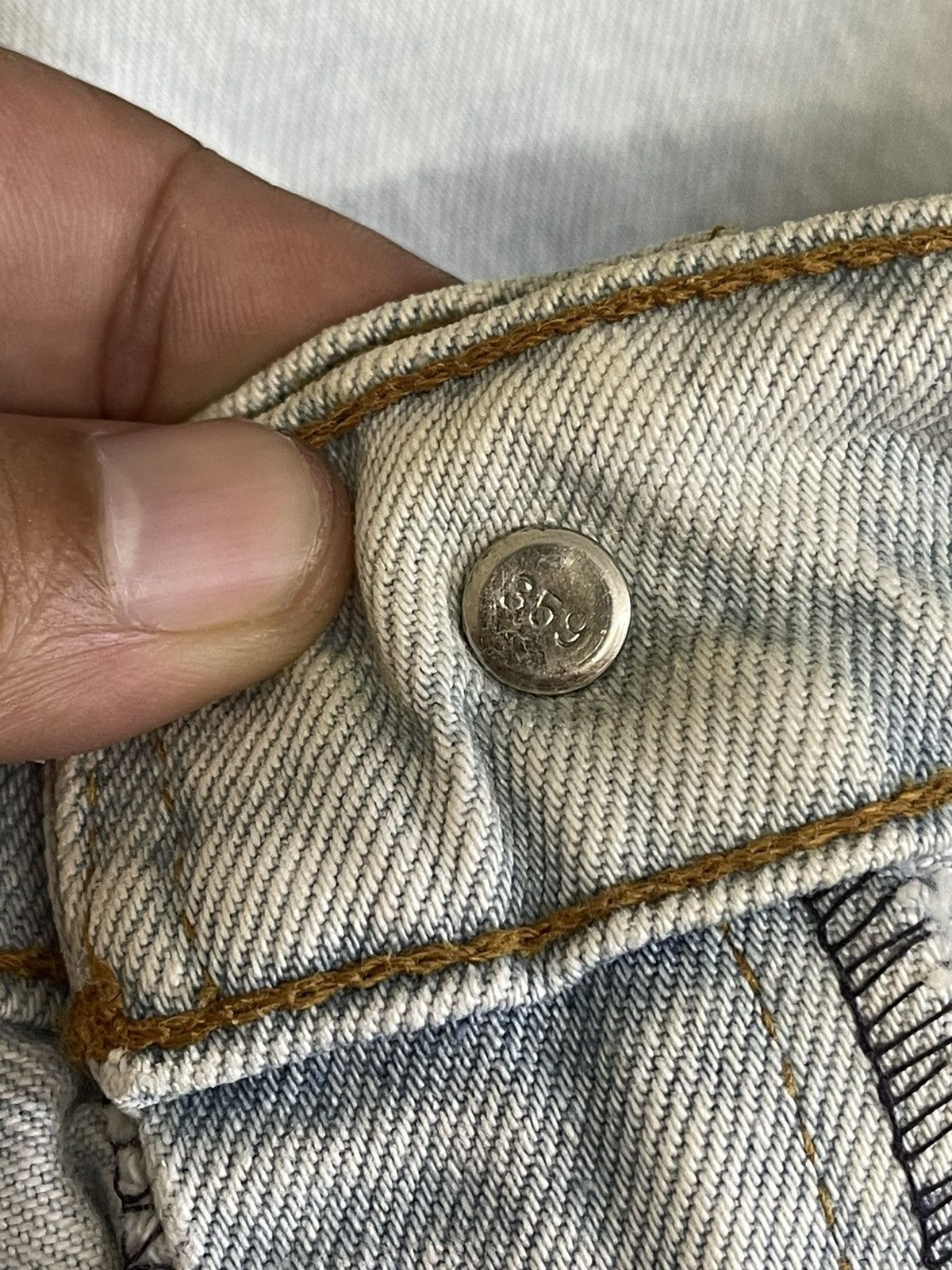 Levi's Vintage Levi's 359 Light Wash Distressed Jeans W 25 L 27 Size US 26 / EU 42 - 4 Thumbnail