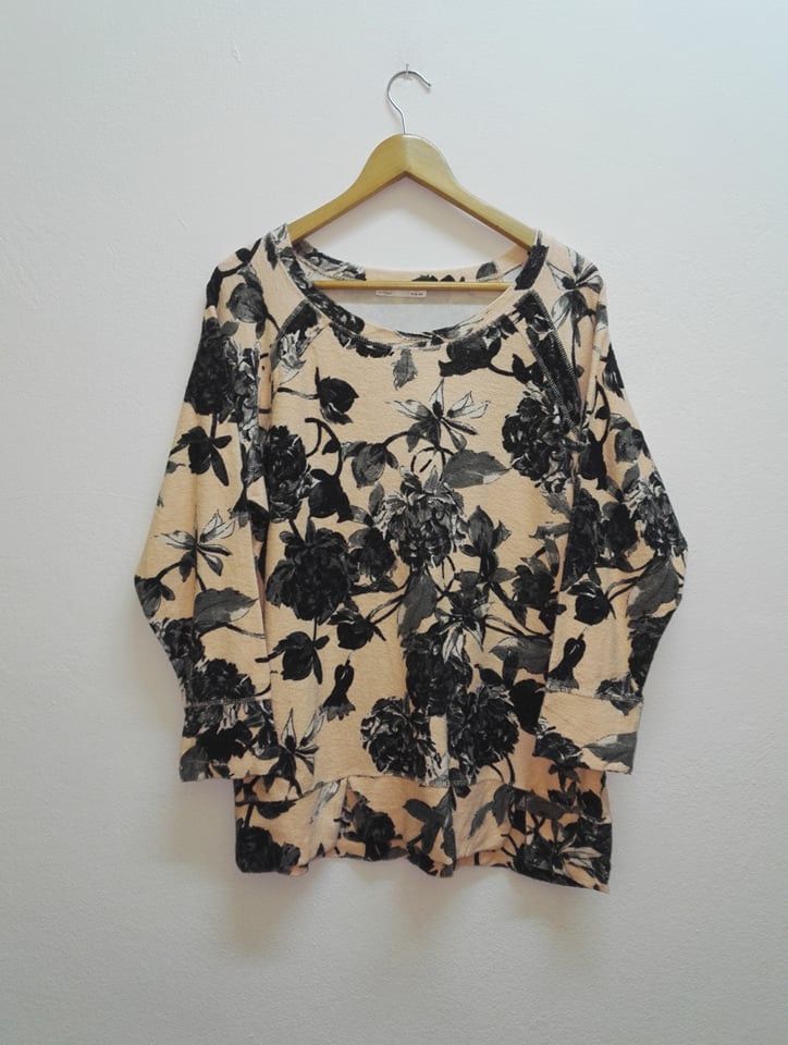 image of Steals Zara W&b Collection Made In Portugal Sweater in Peach, Women's (Size Medium)