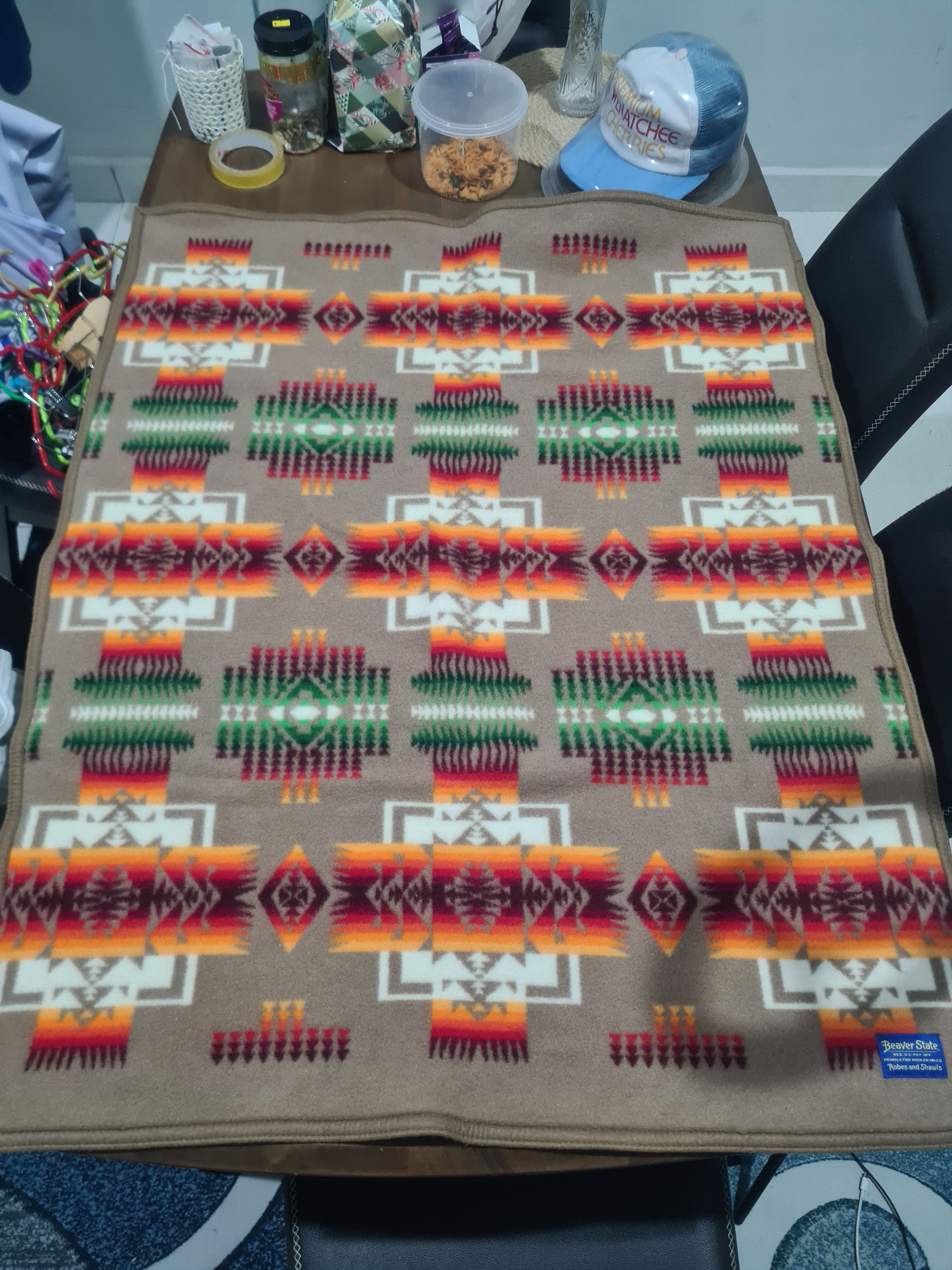 Pendleton Pendleton robes and shawls navajo chimayo Size ONE SIZE - 1 Thumbnail