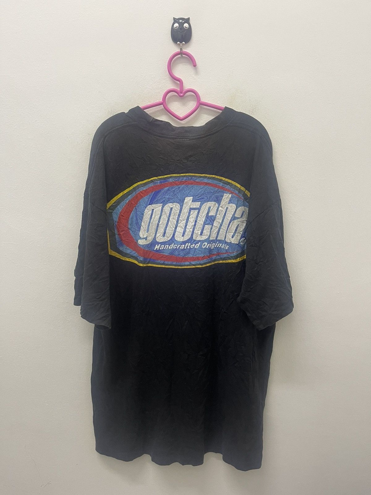 Gotcha Rare 90s Vintage GOTCHA Spell Out Big Logo Thrashed Tee Size US XL / EU 56 / 4 - 1 Thumbnail