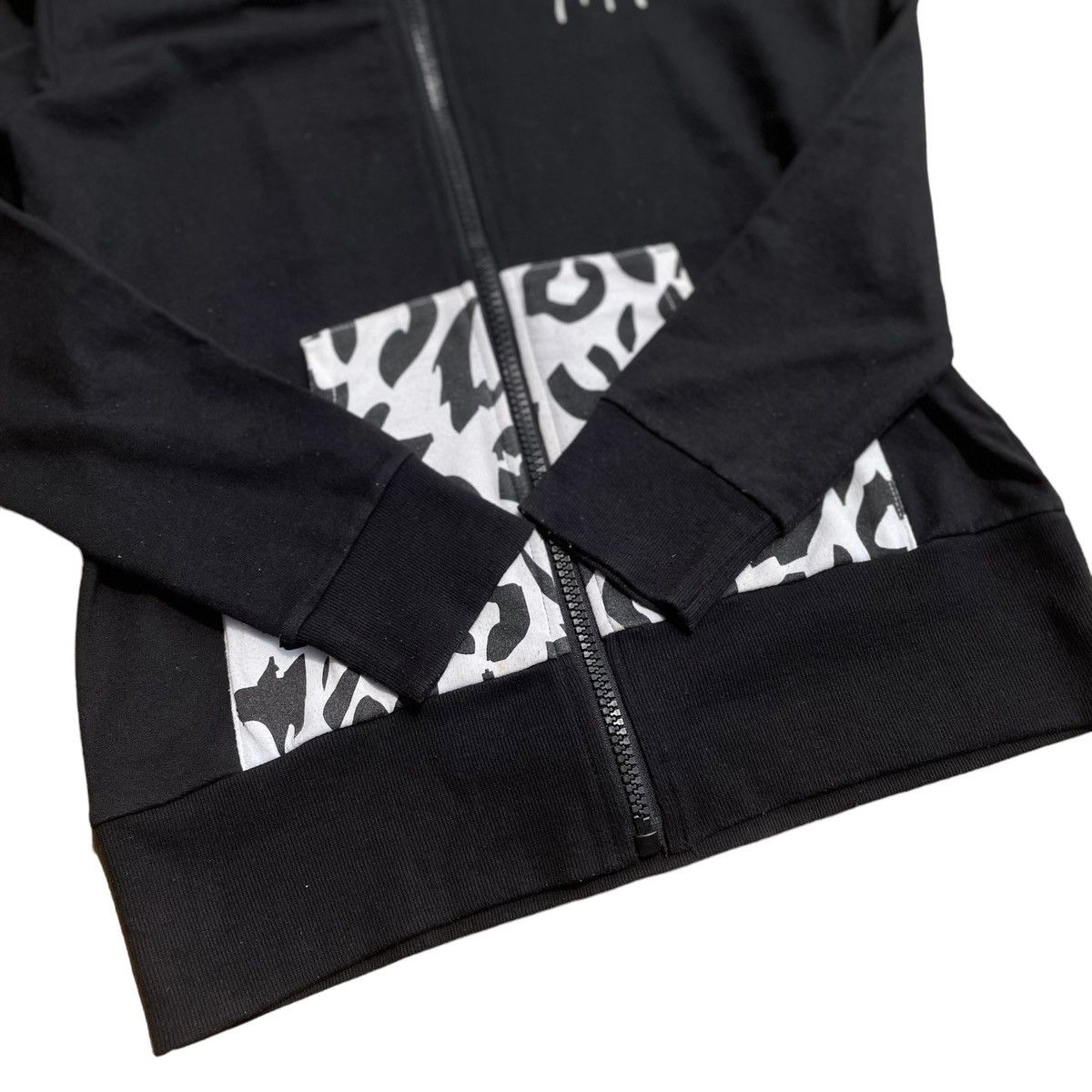 Super Lovers 🇯🇵☠️ SUPER LOVERS SKULL PUNK GOTHIC HOODIE SWEATER JACKET Size US M / EU 48-50 / 2 - 5 Thumbnail