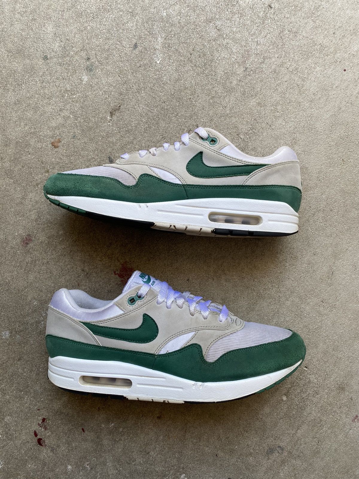 Nike Nike Air Max 1 Evergreen 2020 Size US 11.5 / EU 44-45 - 2 Thumbnail