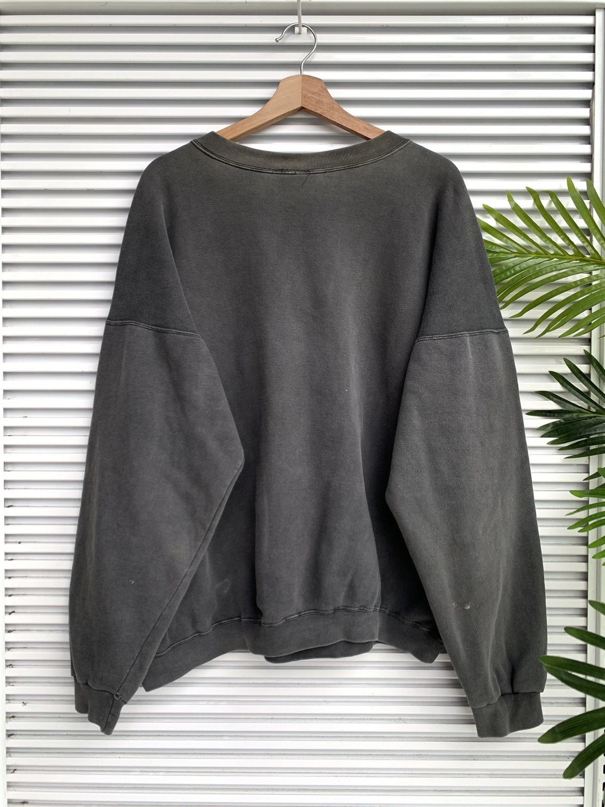 DKNY Vintage DKNY Made in Usa Baggy Style Crewneck Sweatshirt Size US XL / EU 56 / 4 - 2 Thumbnail