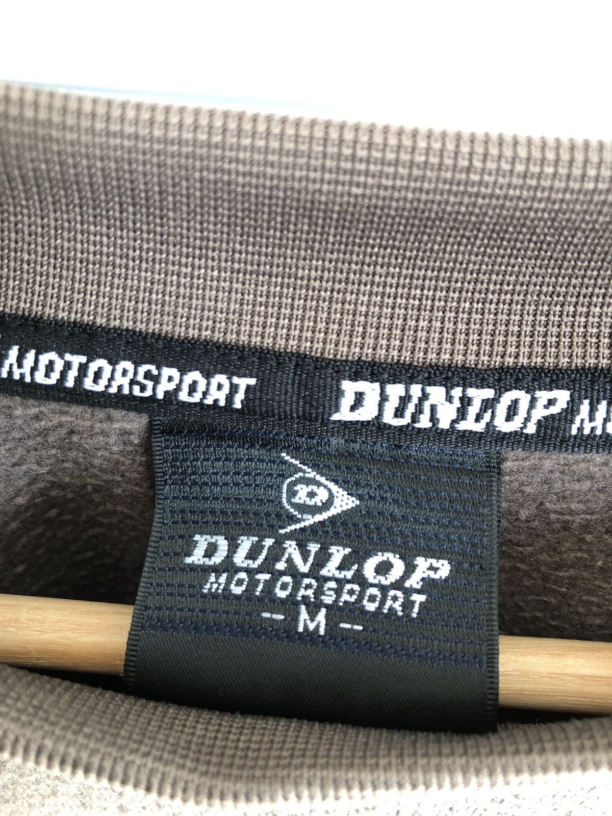 Dunlop Dunlop Motorsports SpellOut Embroidered Crewneck Sweatshirt Size US M / EU 48-50 / 2 - 4 Thumbnail