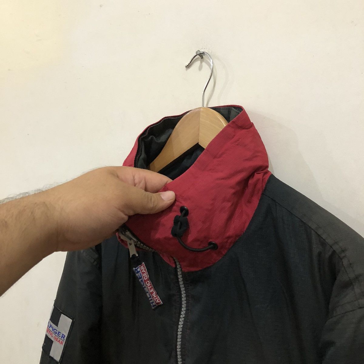 Japanese Brand Reversible Tommy Hilfiger Athletic Gear Size US S / EU 44-46 / 1 - 12 Thumbnail