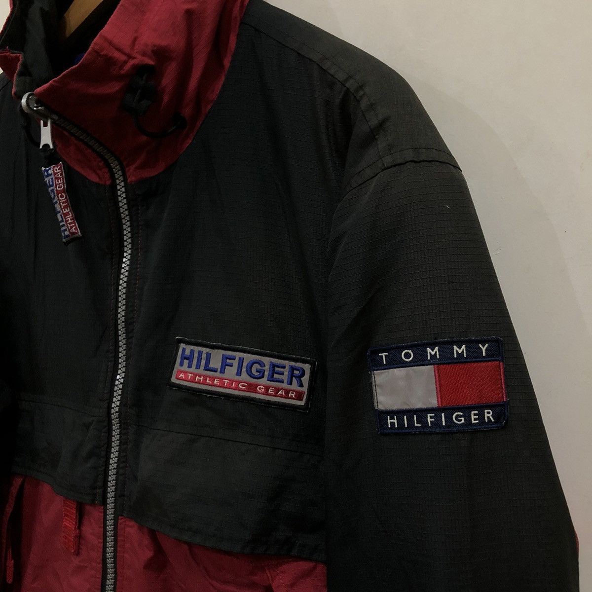 Japanese Brand Reversible Tommy Hilfiger Athletic Gear Size US S / EU 44-46 / 1 - 7 Thumbnail
