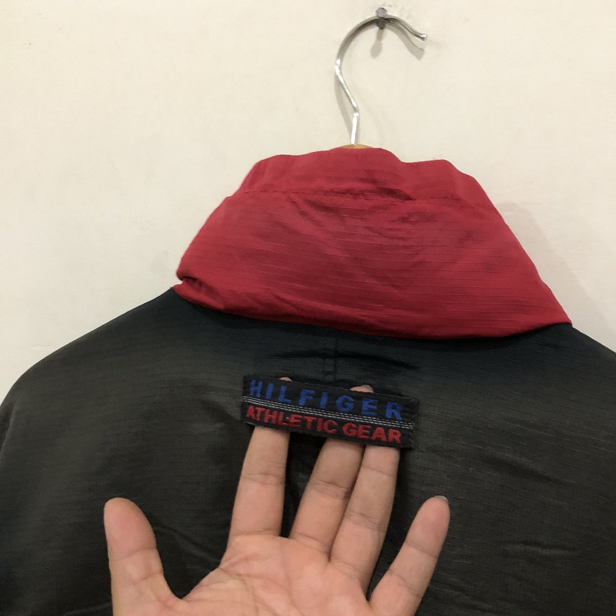 Japanese Brand Reversible Tommy Hilfiger Athletic Gear Size US S / EU 44-46 / 1 - 15 Thumbnail
