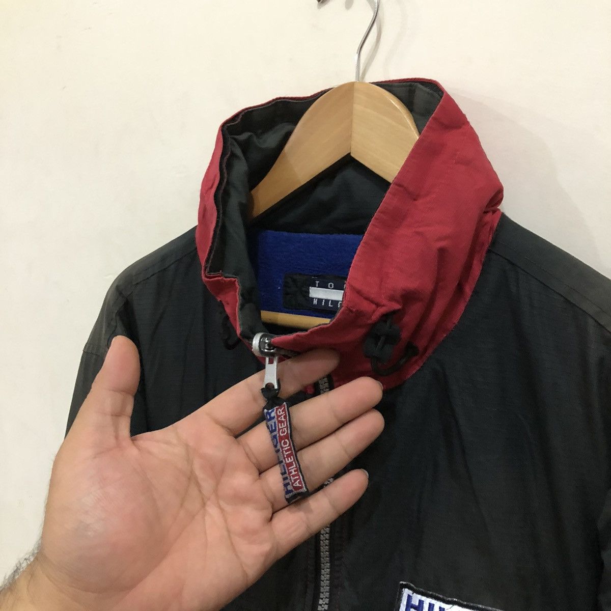 Japanese Brand Reversible Tommy Hilfiger Athletic Gear Size US S / EU 44-46 / 1 - 9 Thumbnail