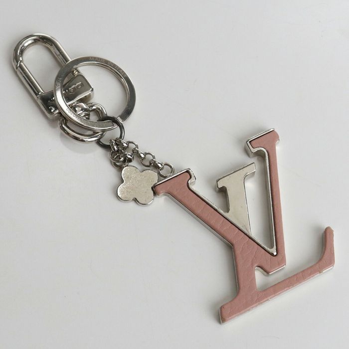 Louis Vuitton M63080 Keychain / LV Capucine Key Ring Metal Gold Unisex