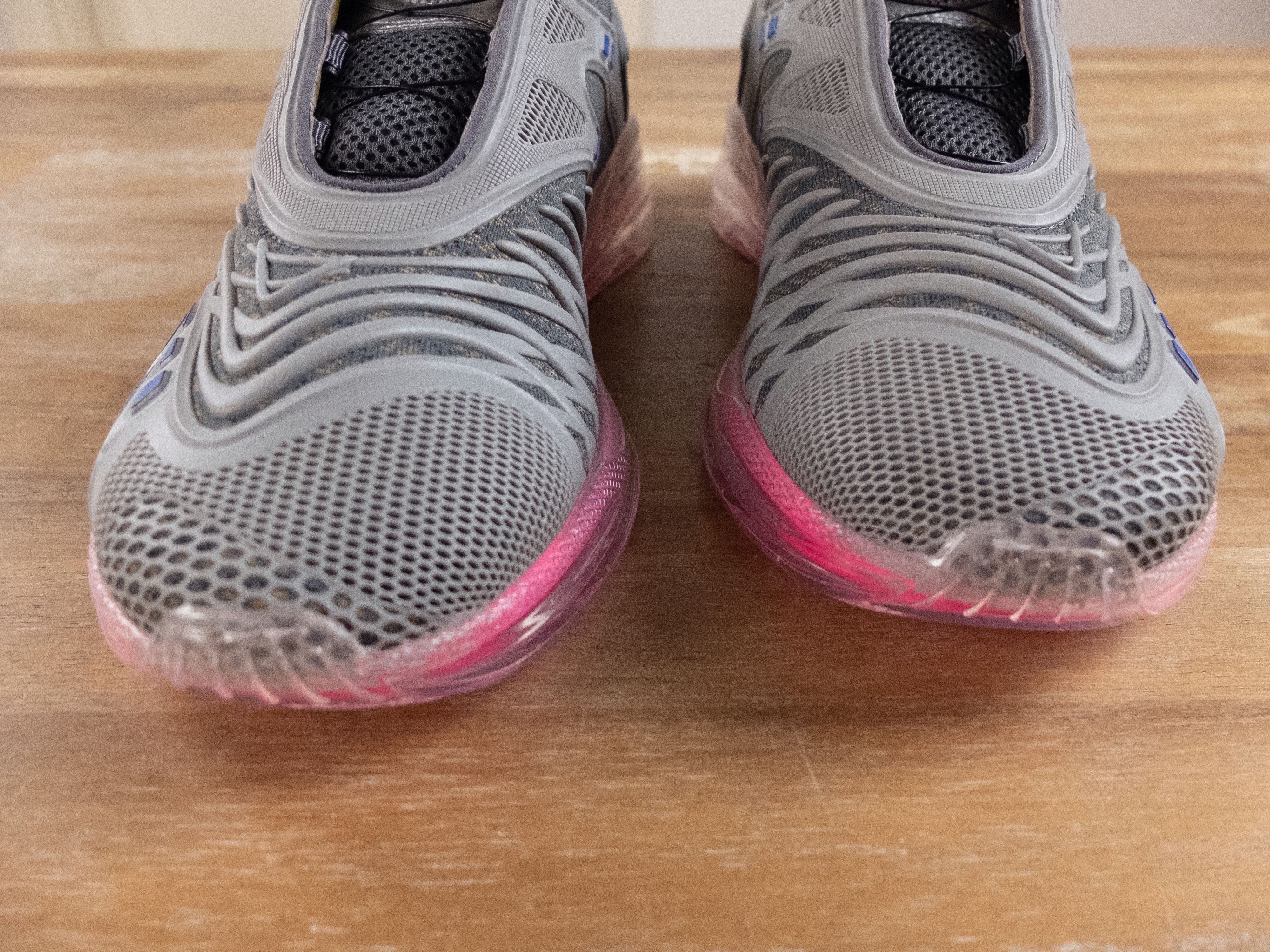 Gucci GUCCI Ultrapace R grey pink sneakers - 8.5 US / 8 UK / 42 Size US 8.5 / EU 41-42 - 4 Thumbnail