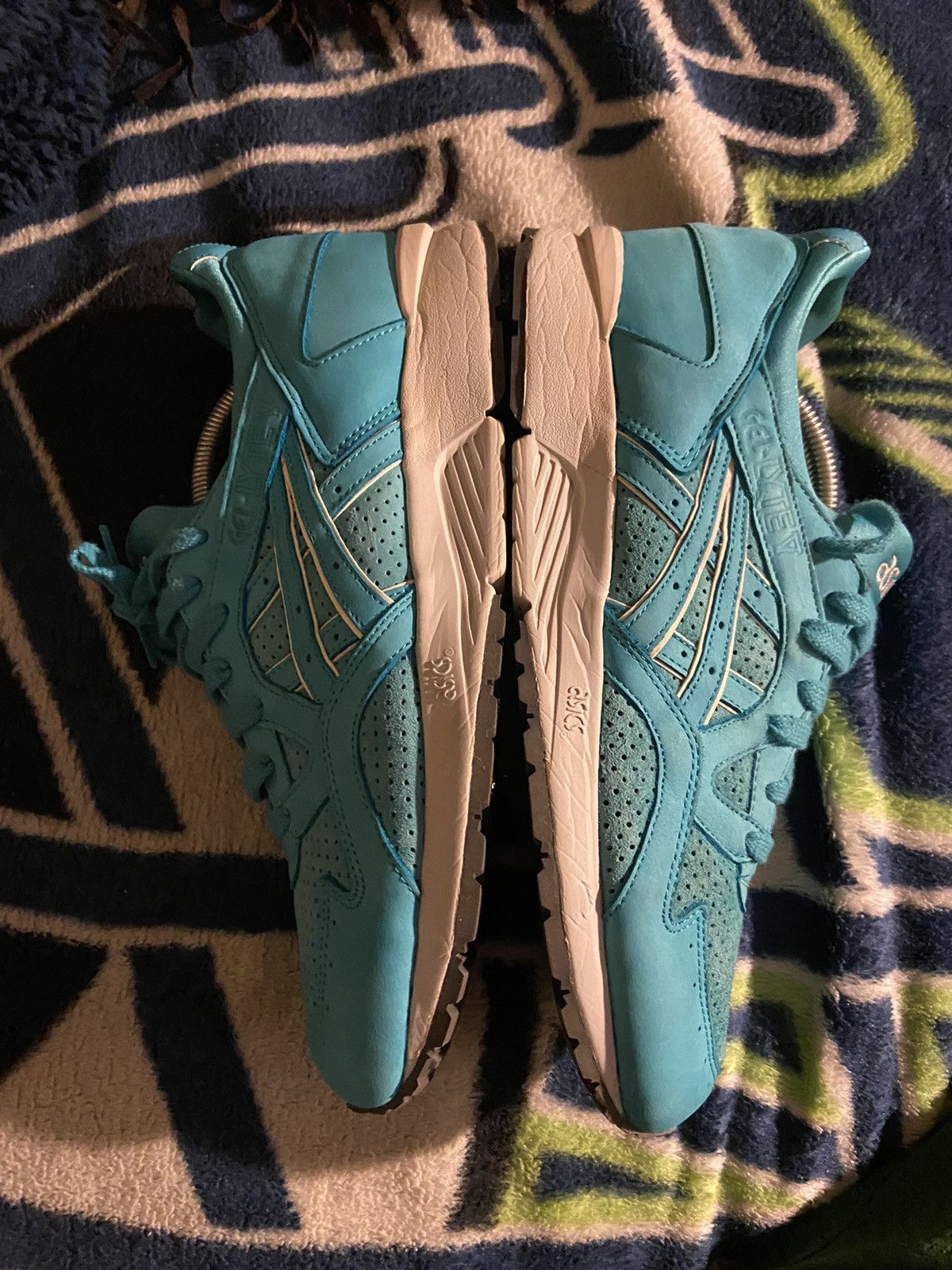 Asics × Kith × Ronnie Fieg ASICS GEL-Lyte V x Ronnie Fieg Cove USED Size US 11 / EU 44 - 2 Thumbnail