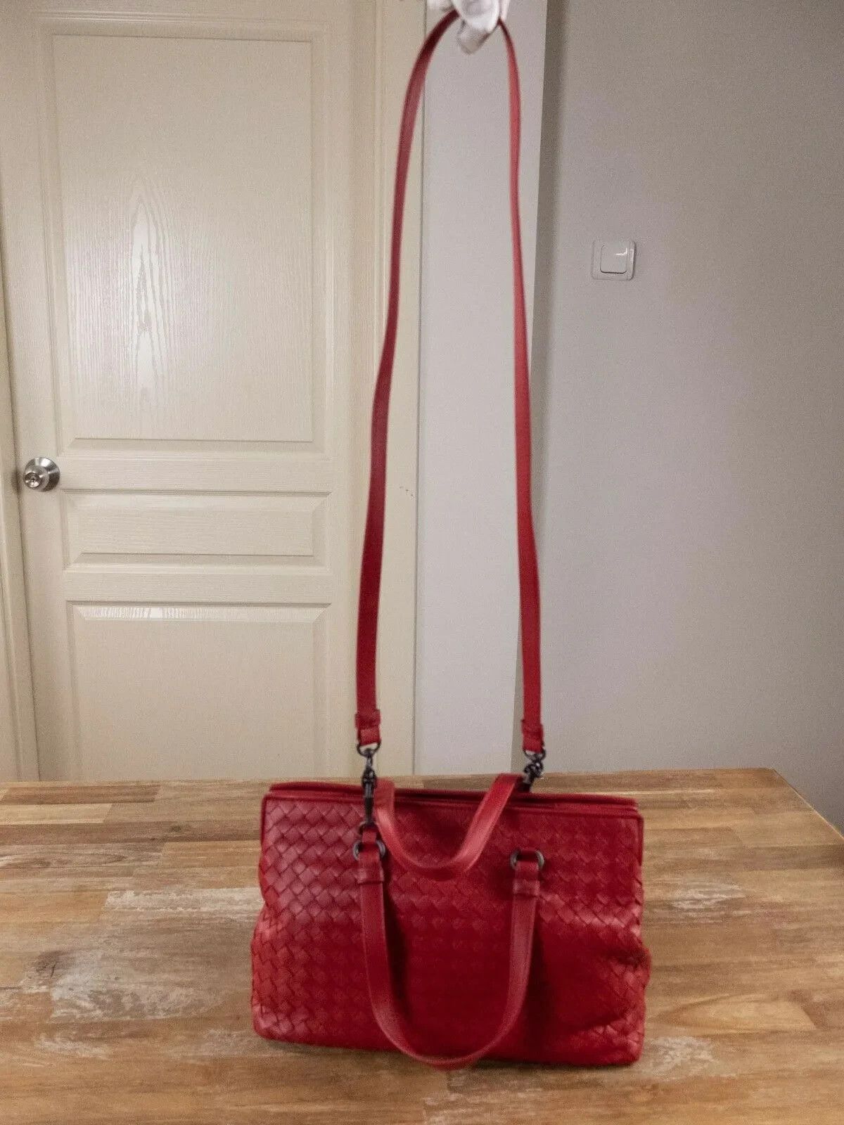Bottega Veneta $2819 BOTTEGA VENETA red intrecciato crossbody shoulder bag Size ONE SIZE - 3 Thumbnail