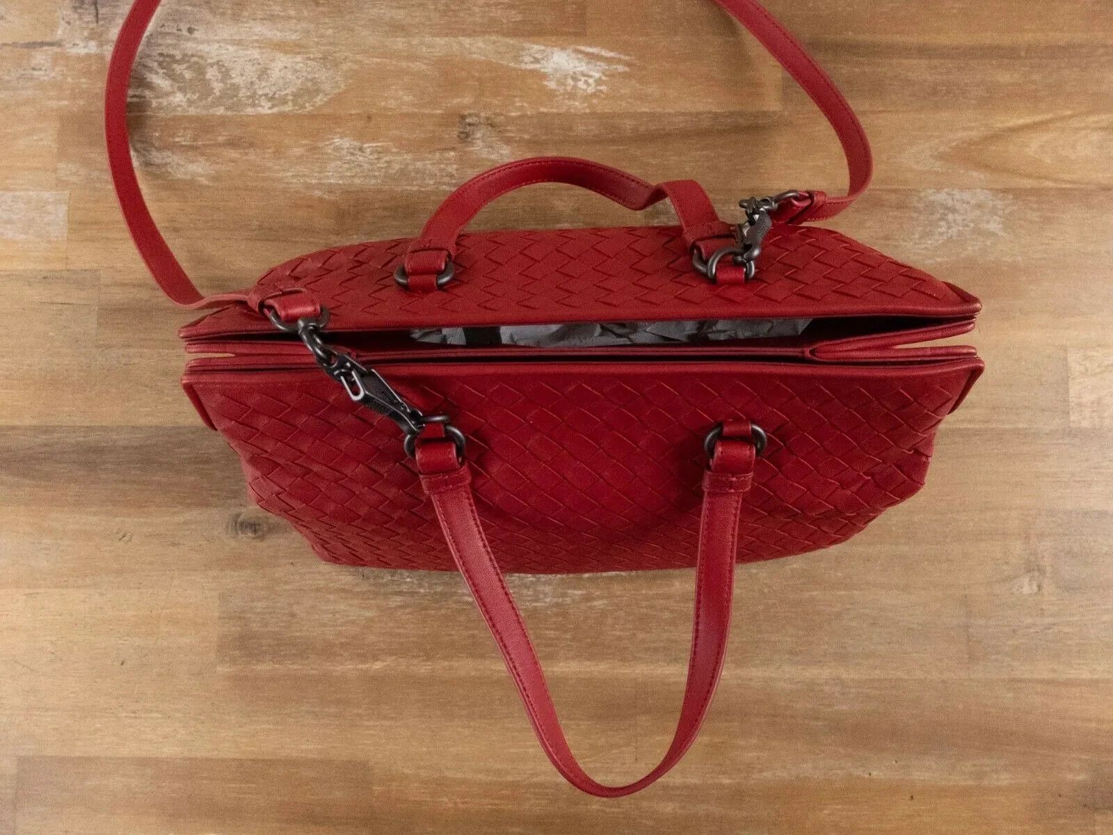 Bottega Veneta $2819 BOTTEGA VENETA red intrecciato crossbody shoulder bag Size ONE SIZE - 5 Thumbnail