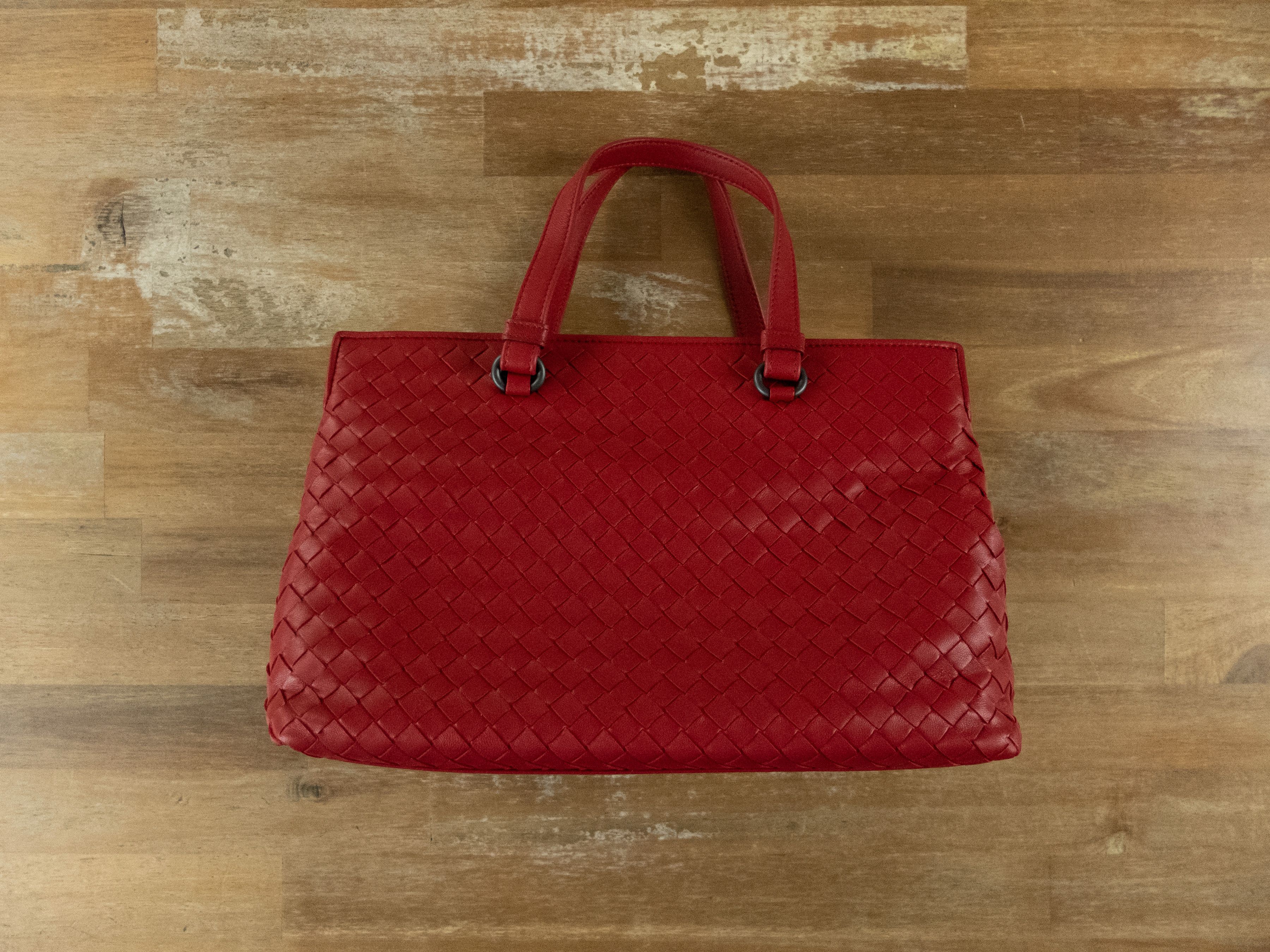 Bottega Veneta $2819 BOTTEGA VENETA red intrecciato crossbody shoulder bag Size ONE SIZE - 2 Thumbnail