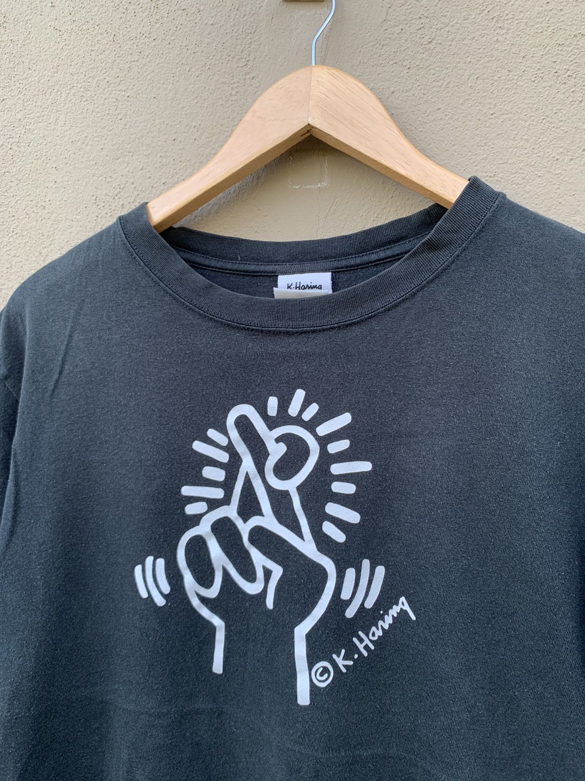 Keith Haring Vintage thrashed faded Keith Haring Art Tee Size US M / EU 48-50 / 2 - 3 Thumbnail