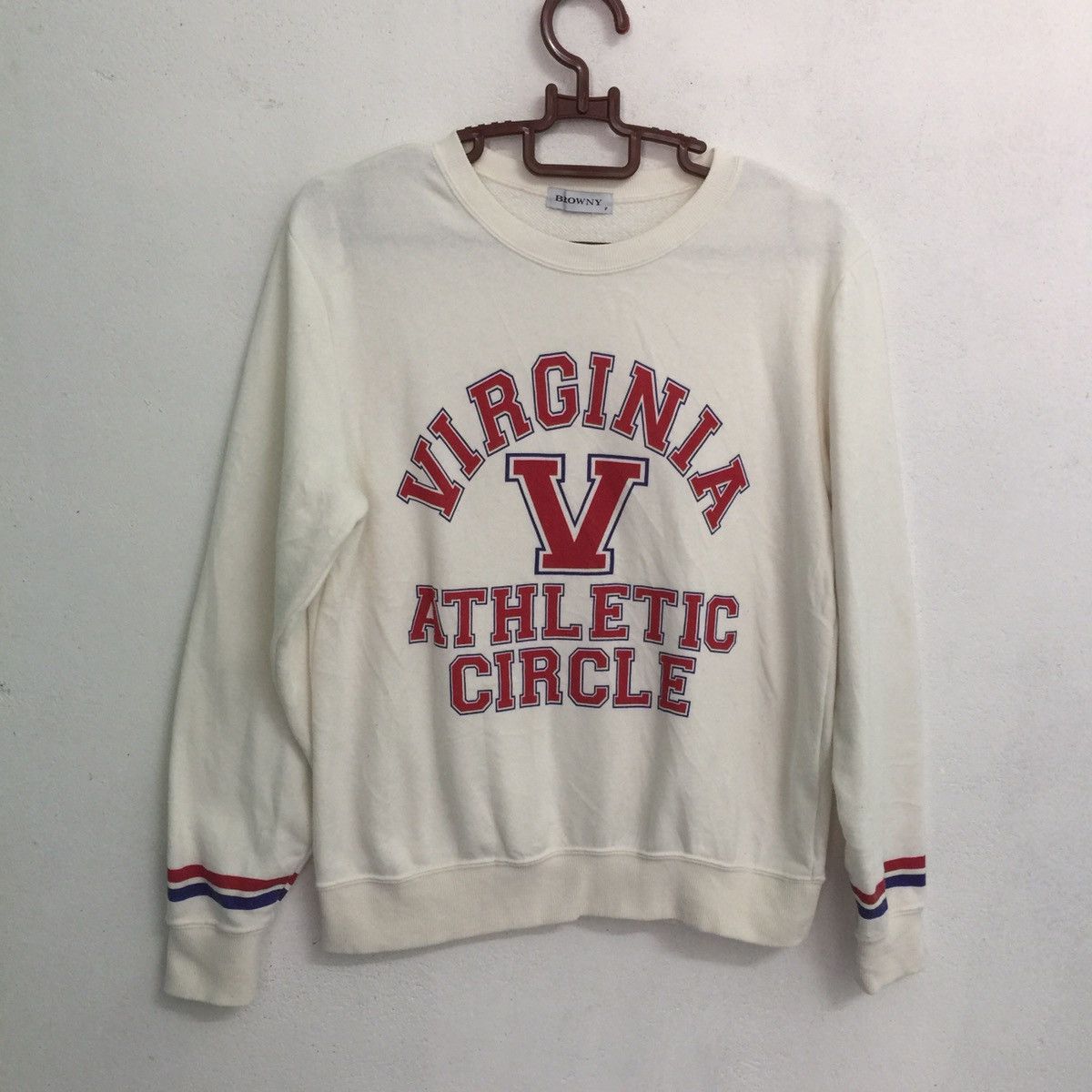 Japanese Brand Big spelling virginia browny Sweatshirt Size US S / EU 44-46 / 1 - 4 Thumbnail